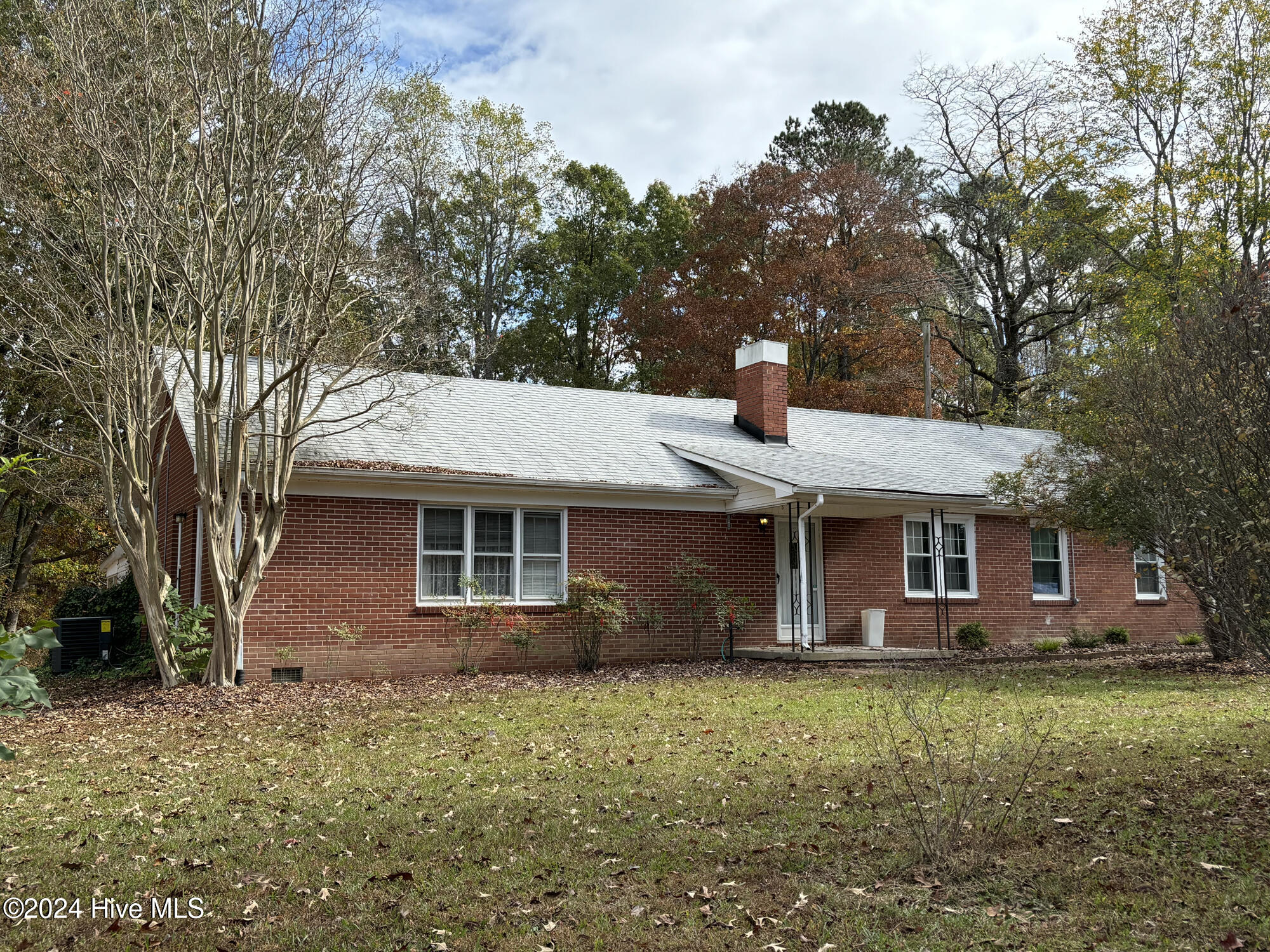 180 Tower Road Property Photo