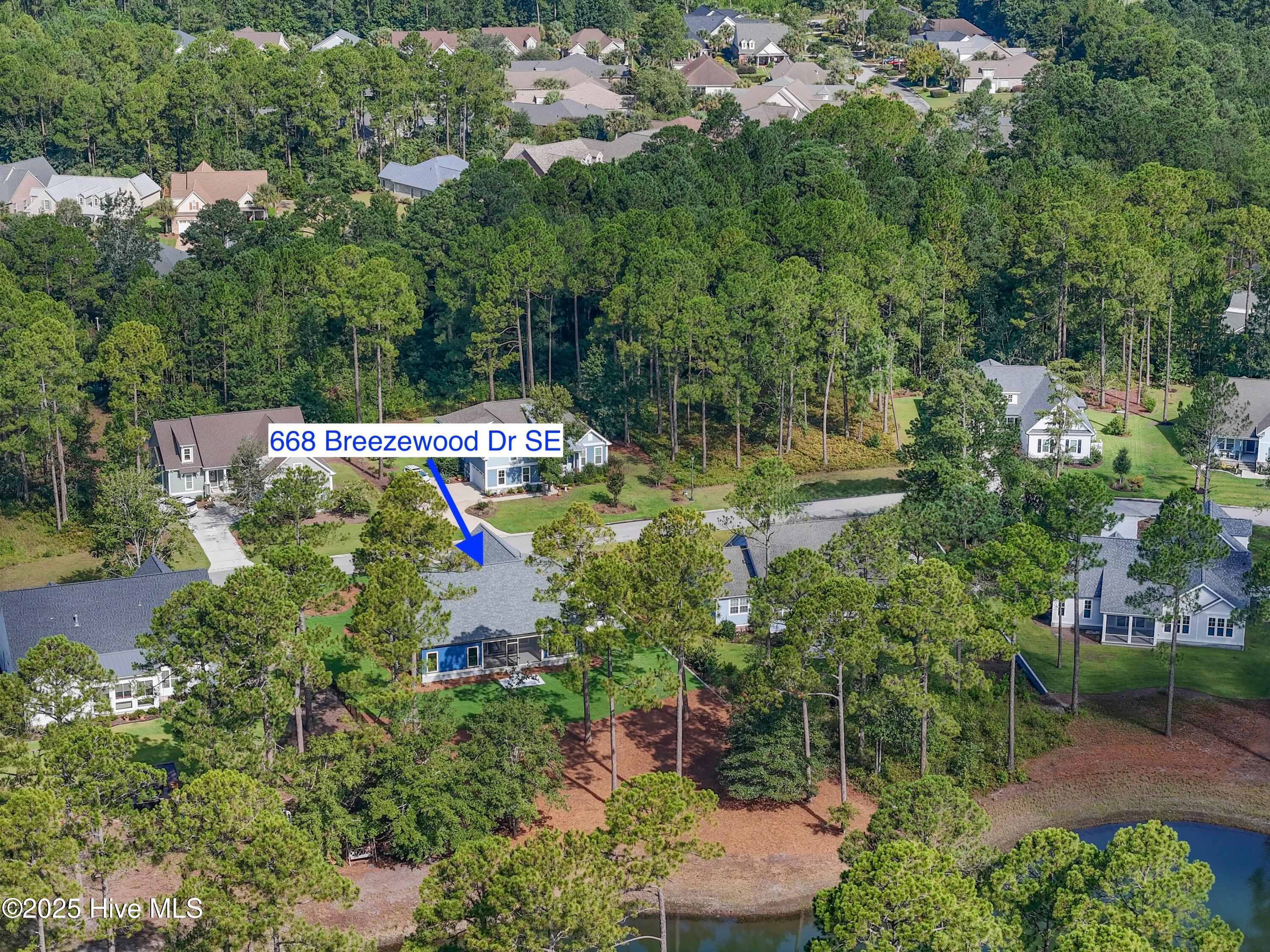 668 Breezewood Drive Property Photo 14