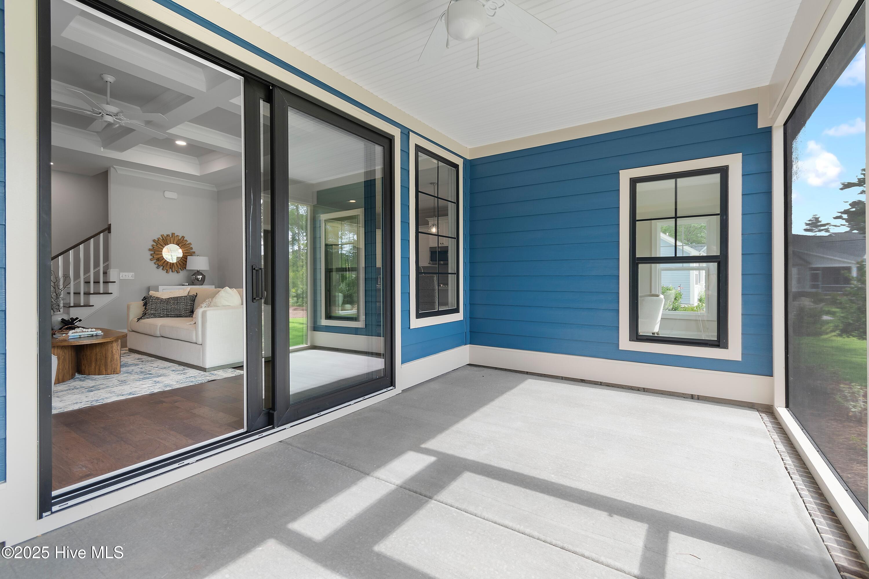 668 Breezewood Drive Property Photo 21