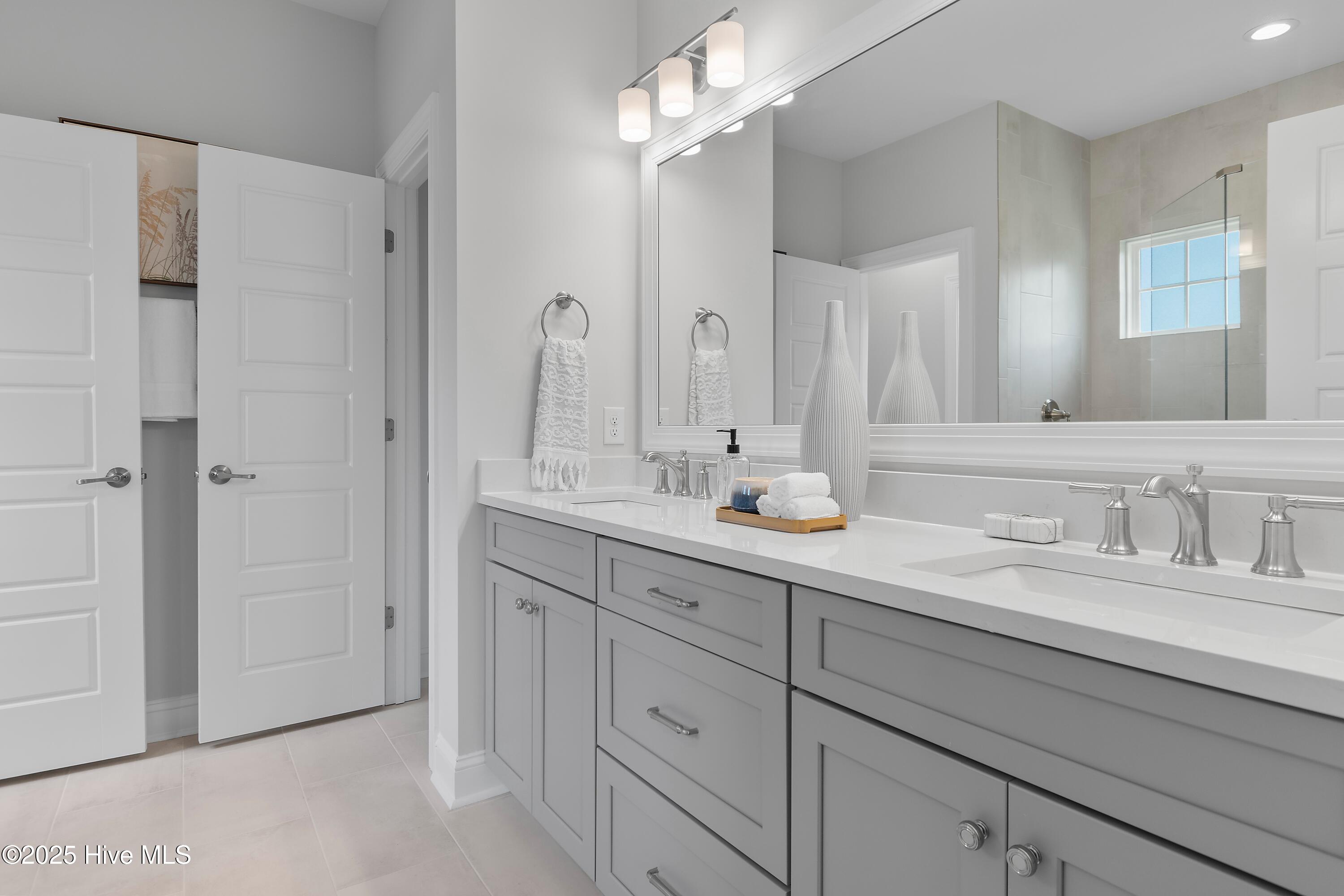 668 Breezewood Drive Property Photo 35