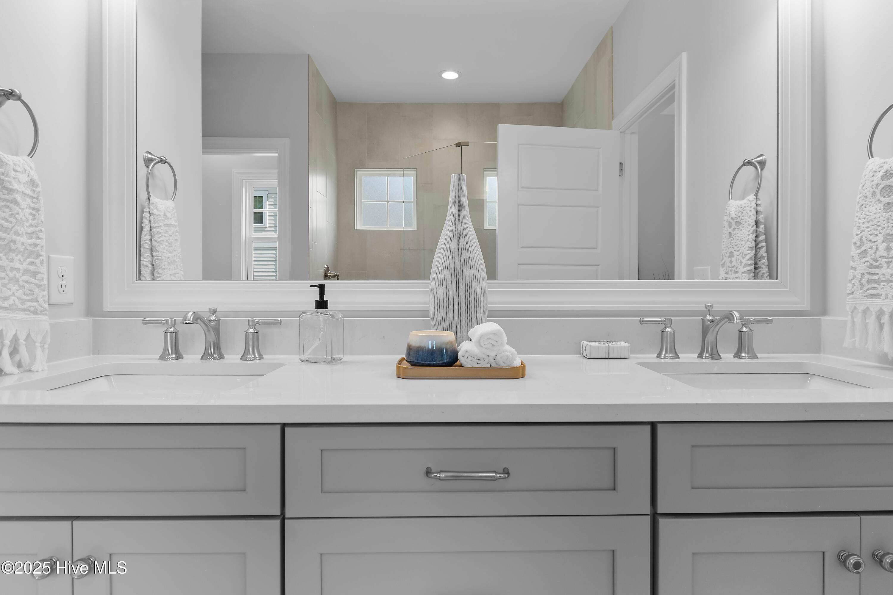 668 Breezewood Drive Property Photo 36