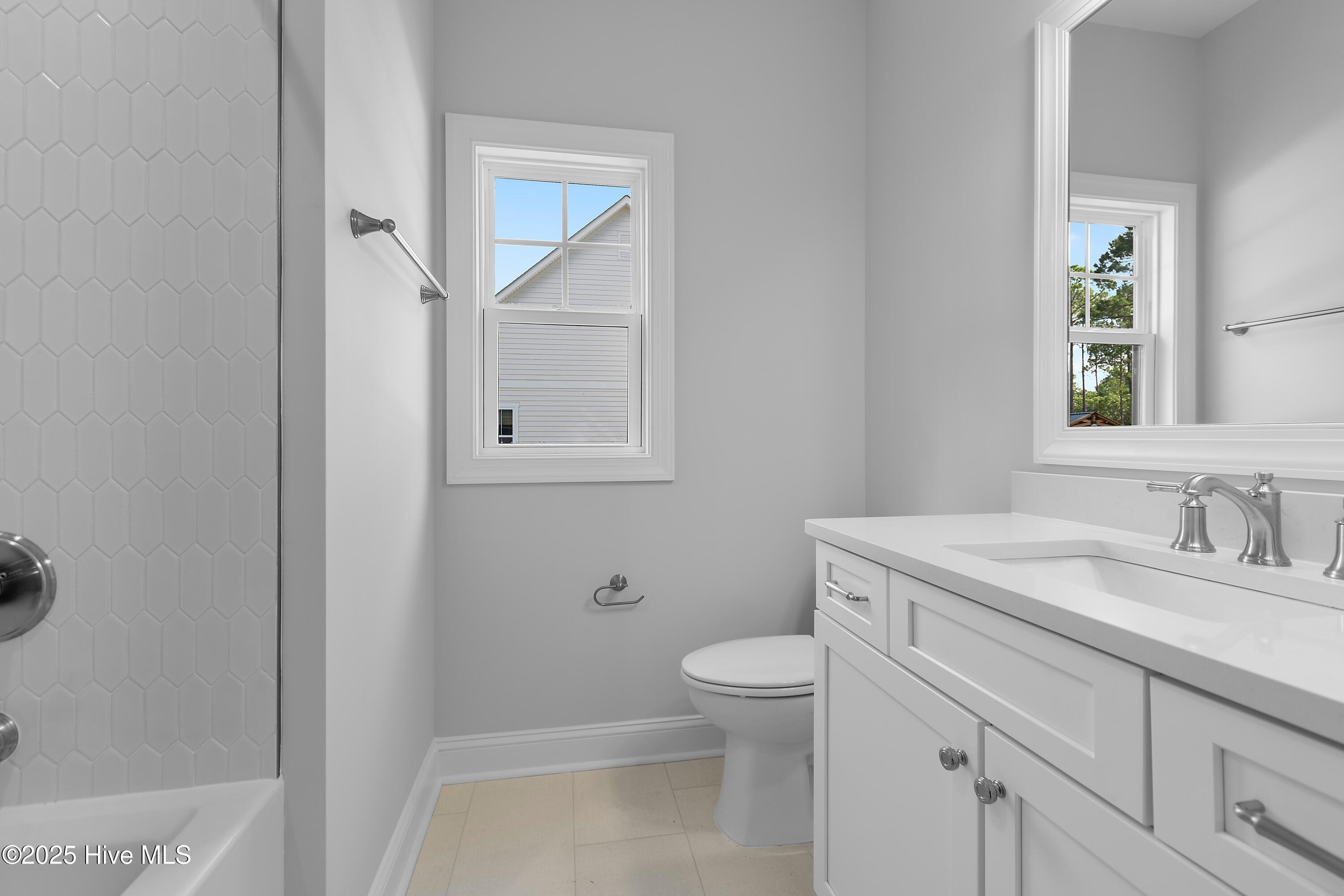 668 Breezewood Drive Property Photo 39