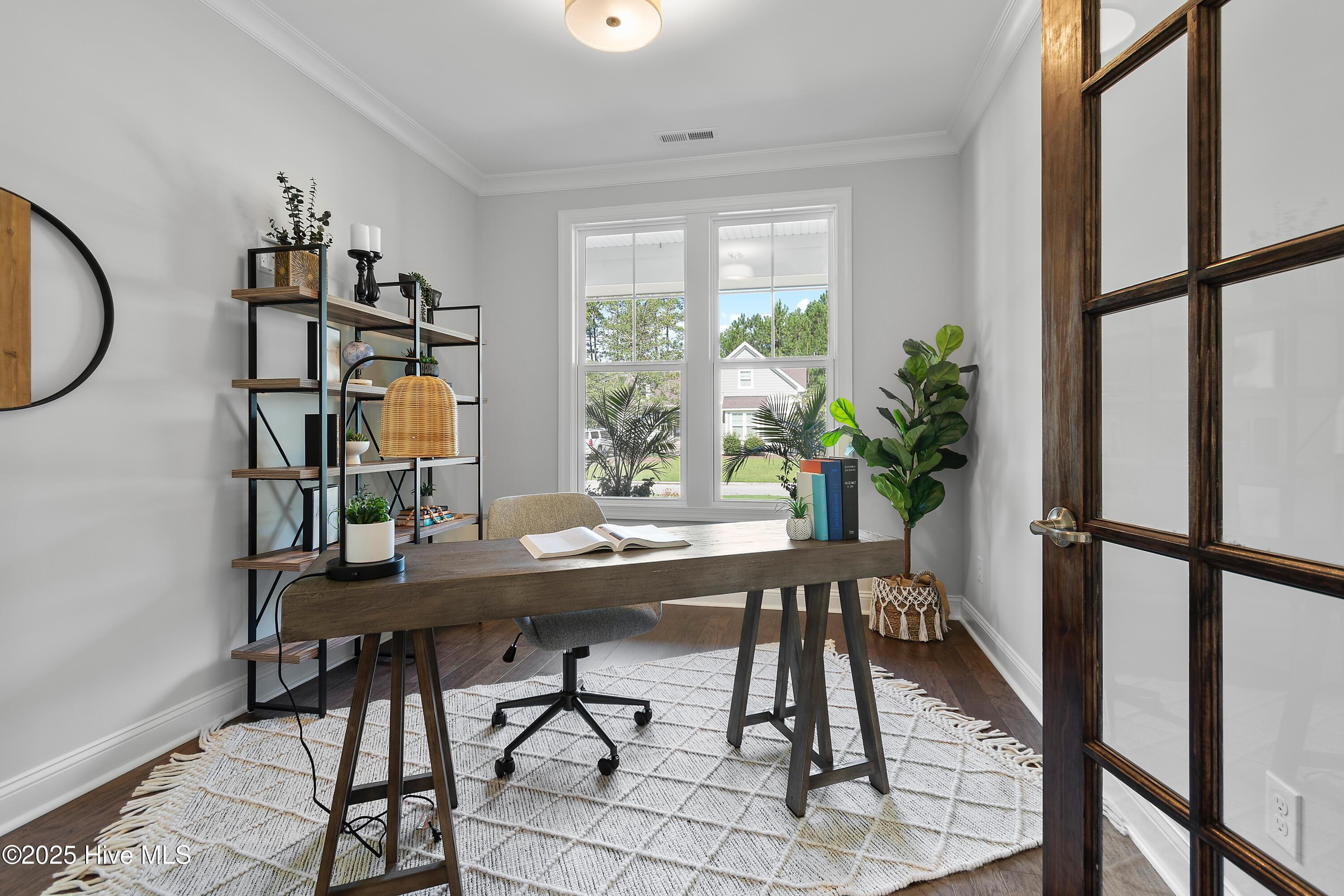 668 Breezewood Drive Property Photo 40