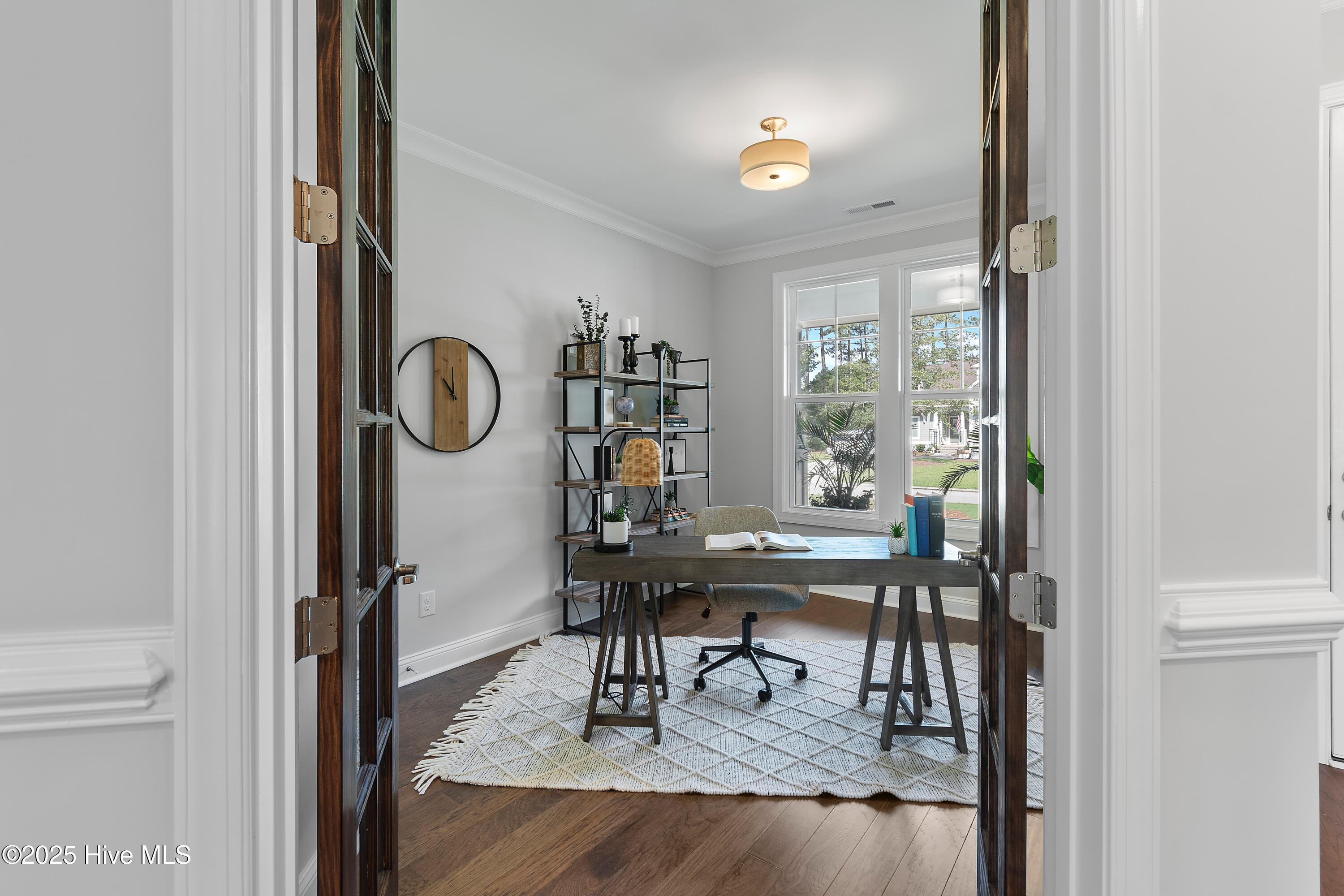 668 Breezewood Drive Property Photo 41