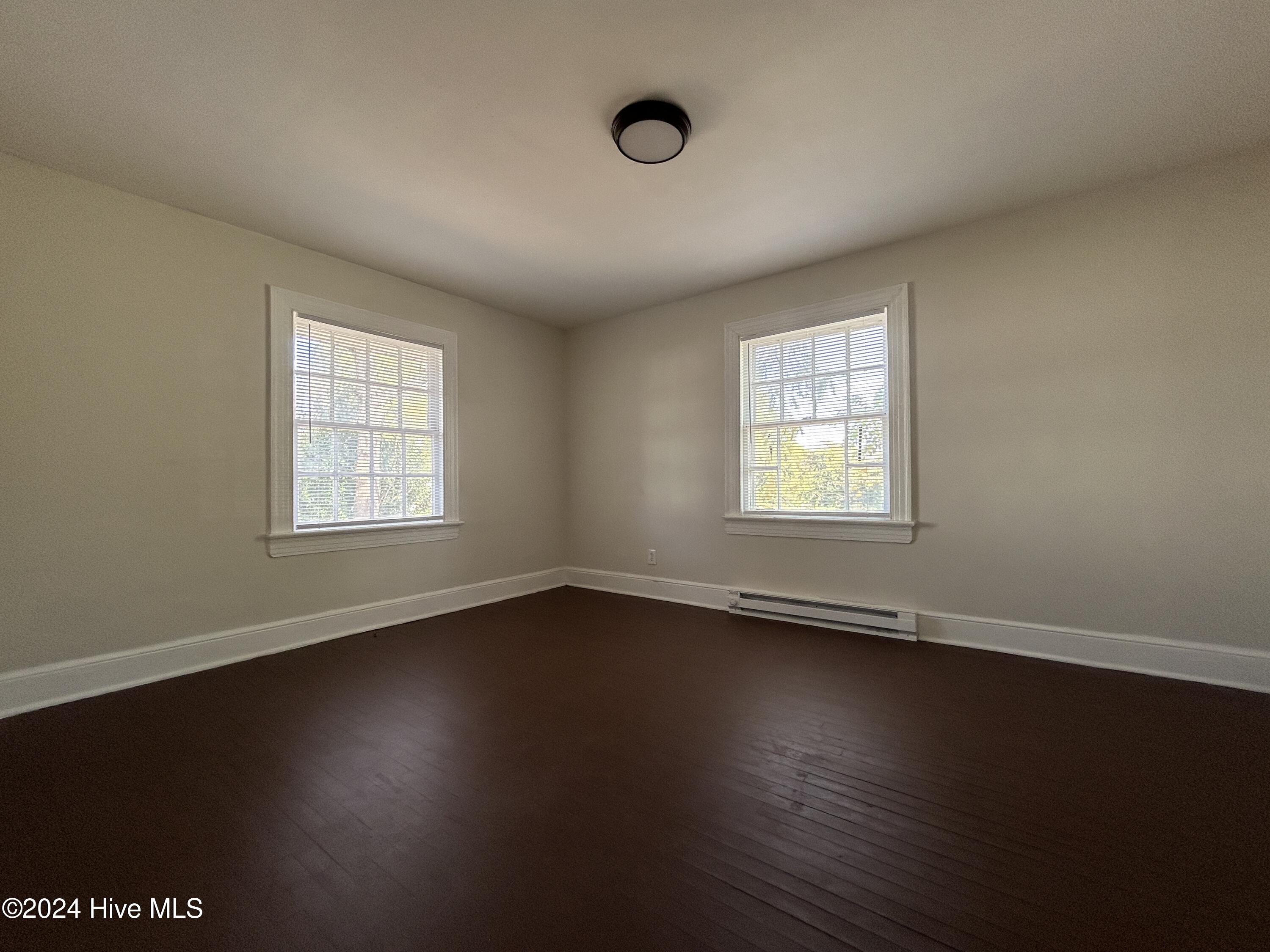 100 Howell Street Property Photo 11