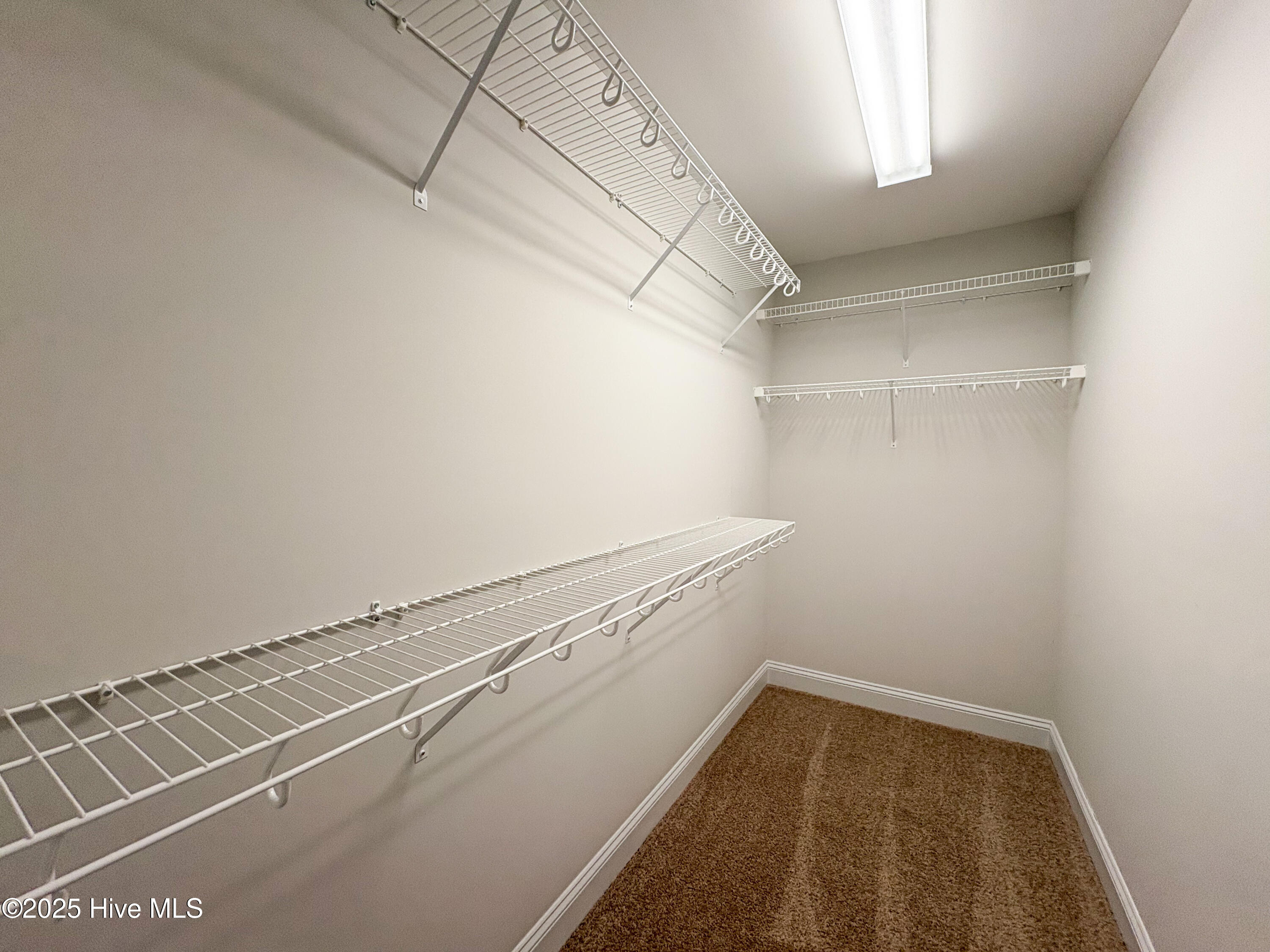 706 Ellabond Street Property Photo 9