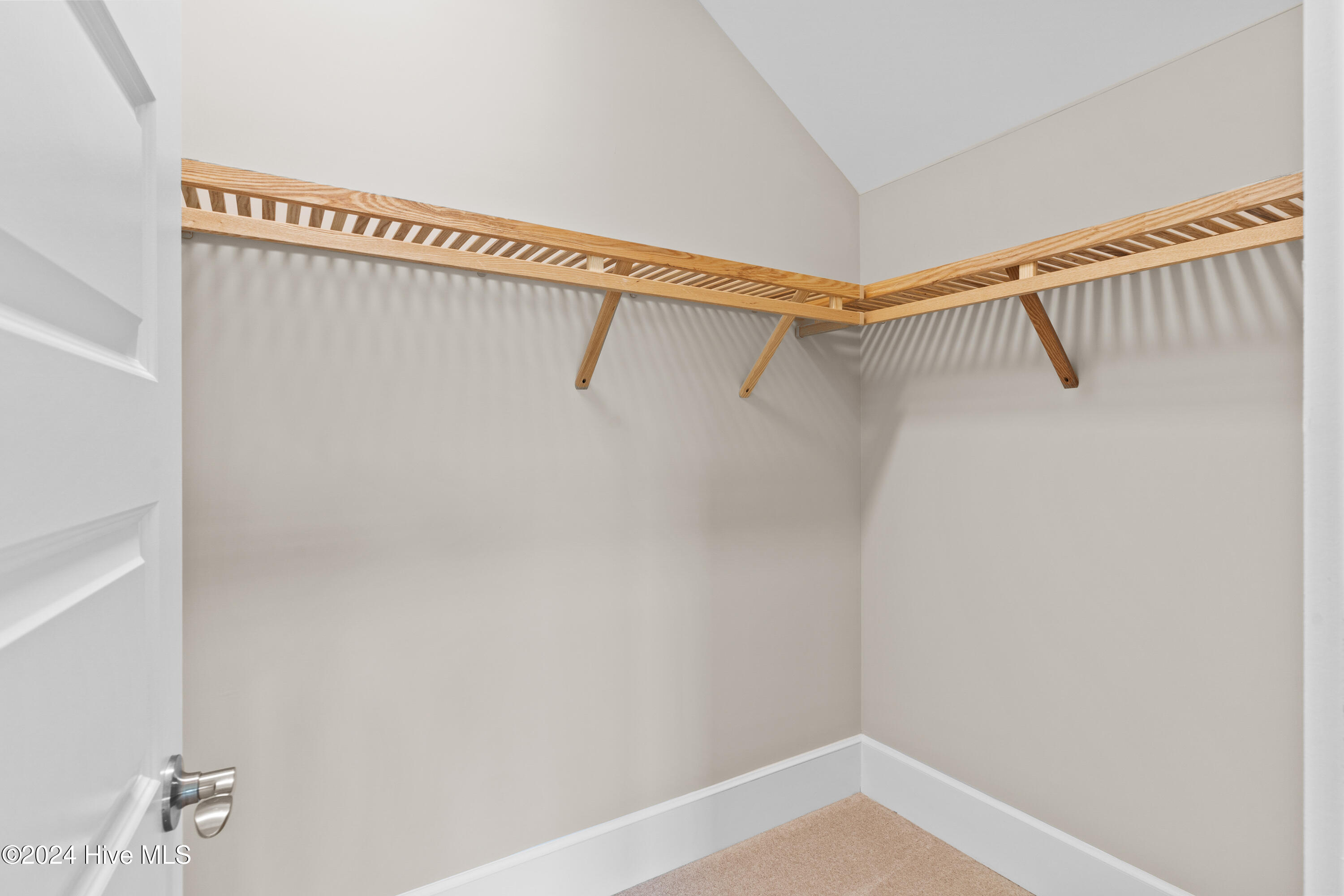 1011 Mayfair Way Property Photo 34