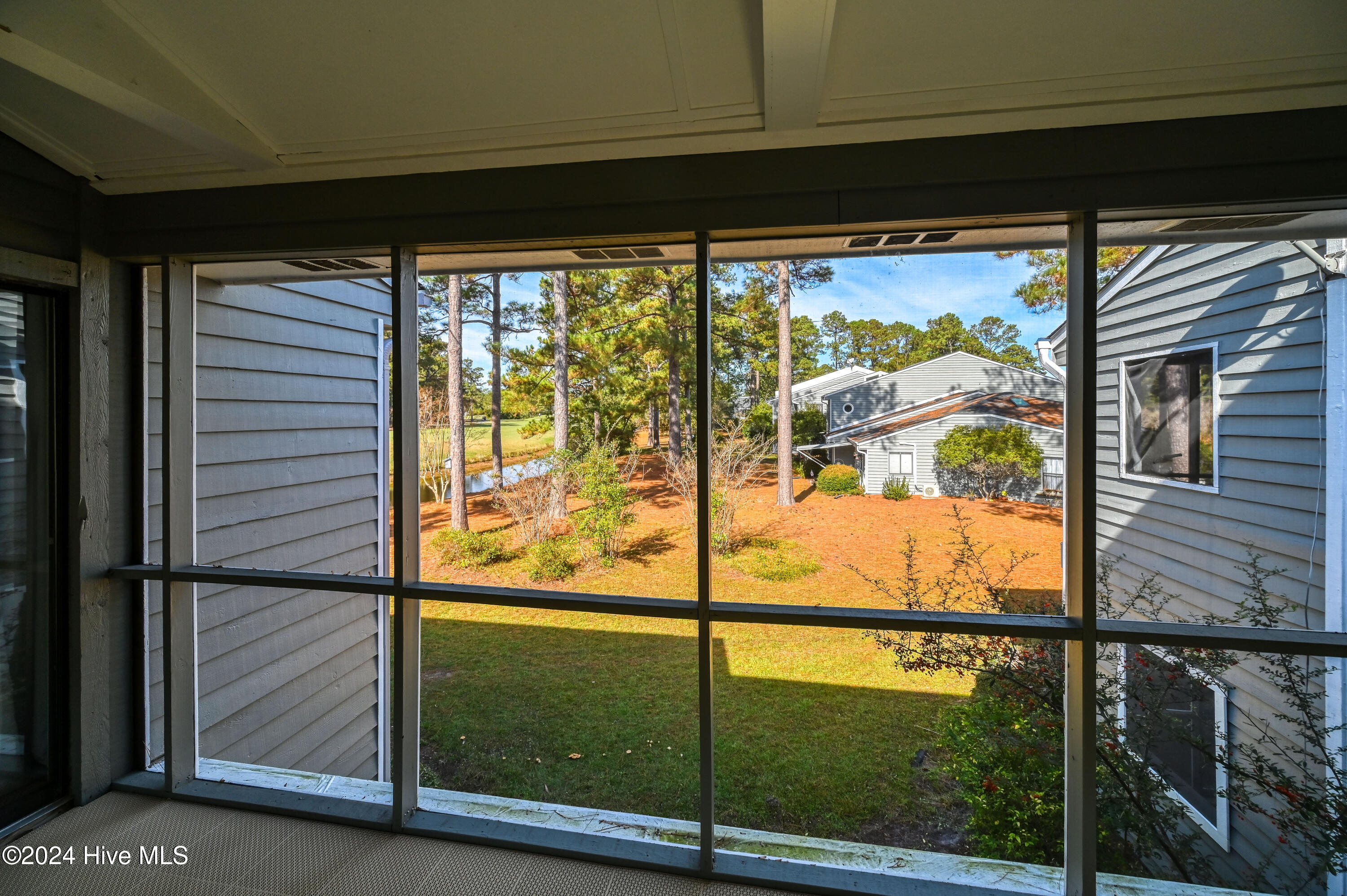 724 Azalea Drive 444 Property Photo 26