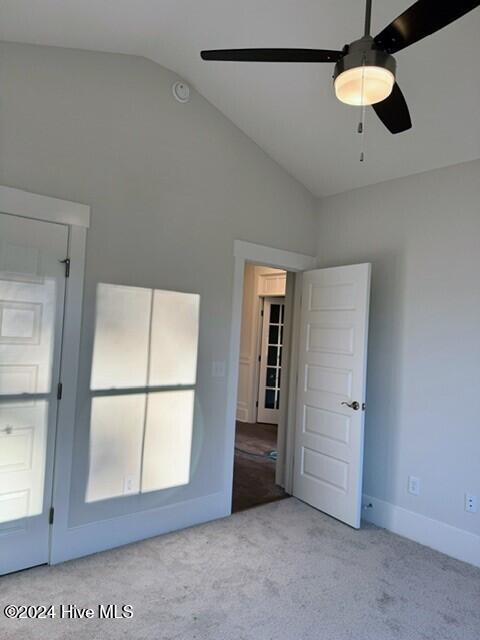 1023 Mayfair Way Property Photo 11
