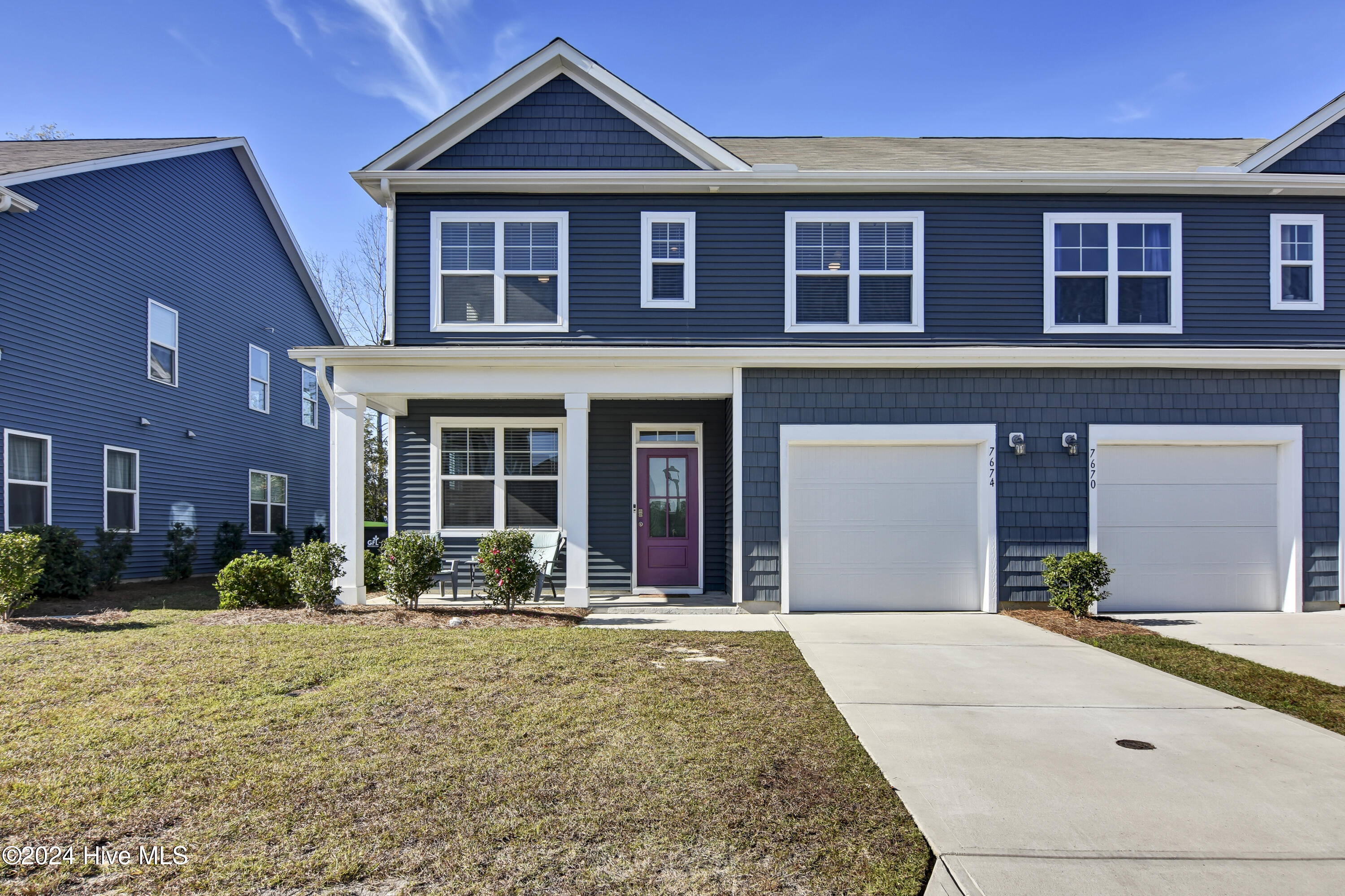 7674 Knightbell Circle Property Photo 1