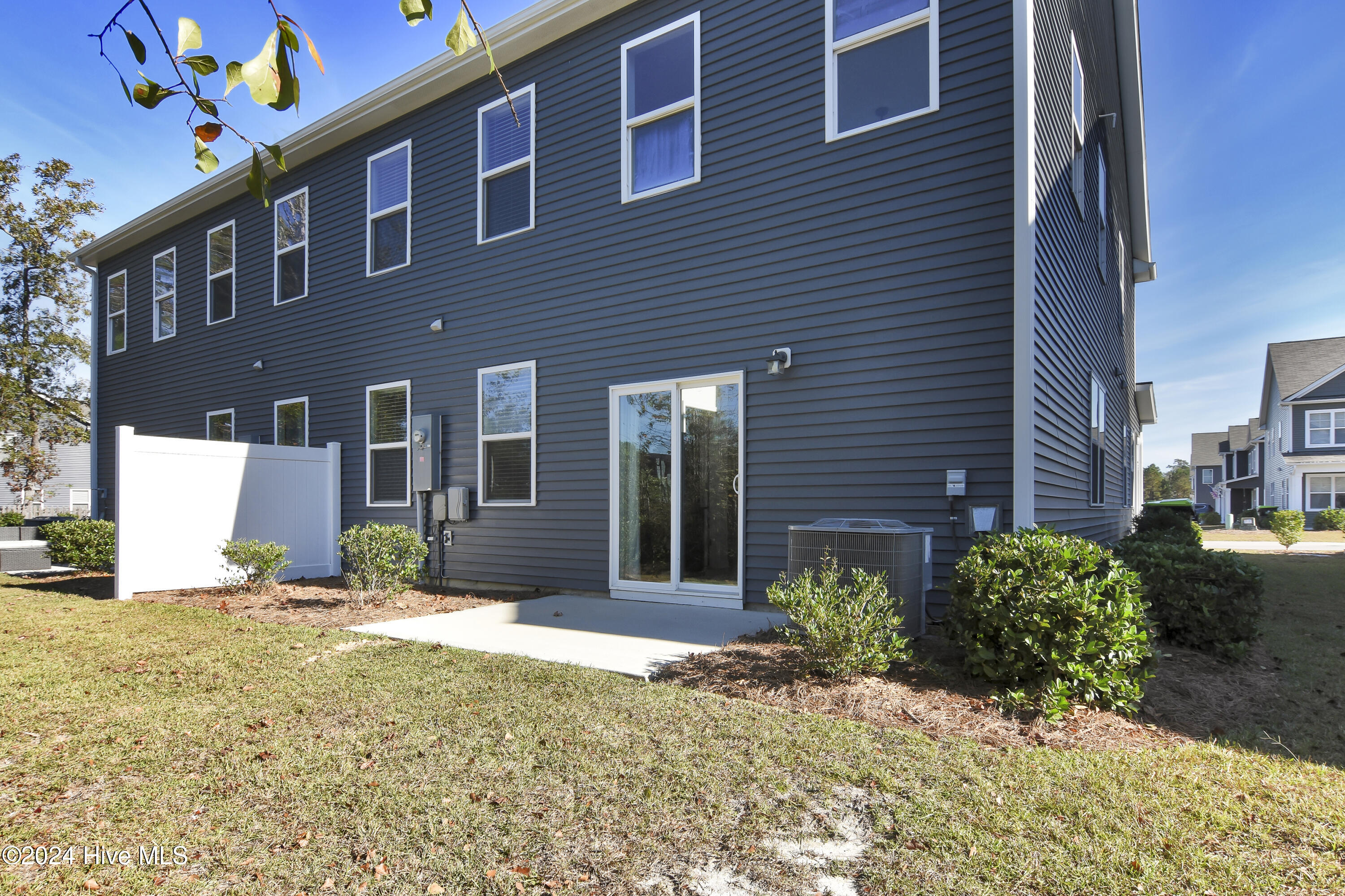 7674 Knightbell Circle Property Photo 25