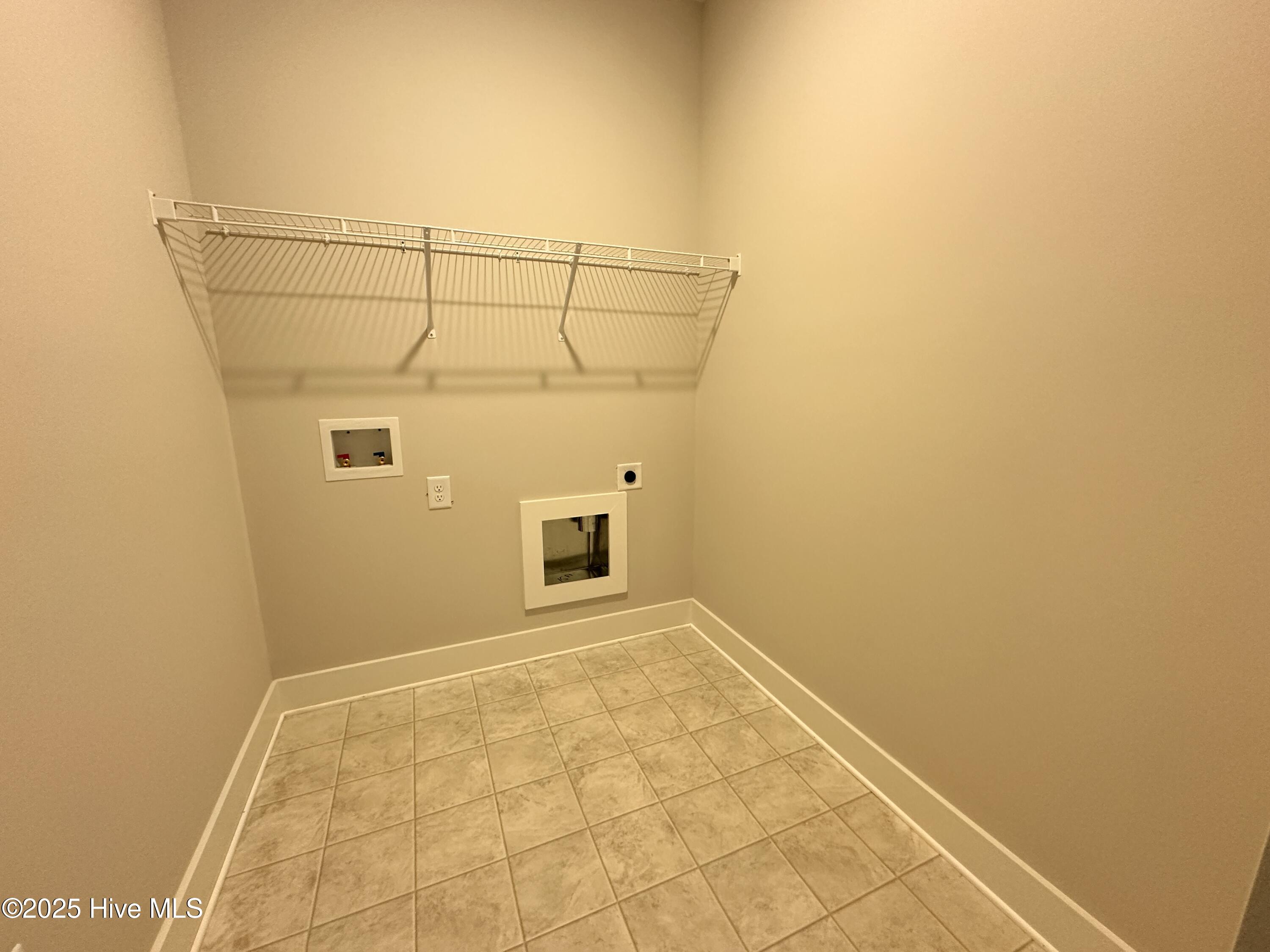 39 N Rowsham Place Property Photo 7
