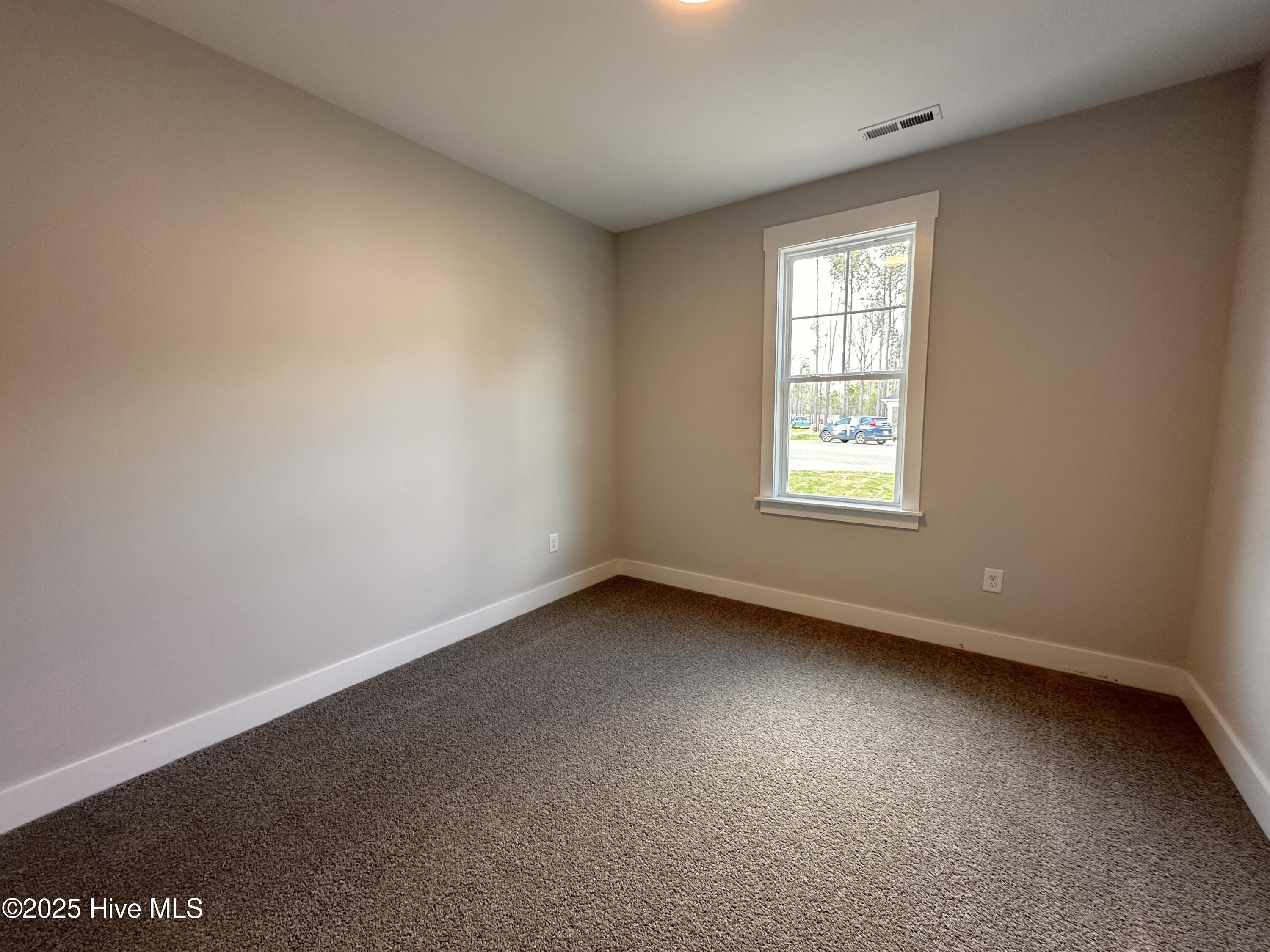 39 N Rowsham Place Property Photo 8