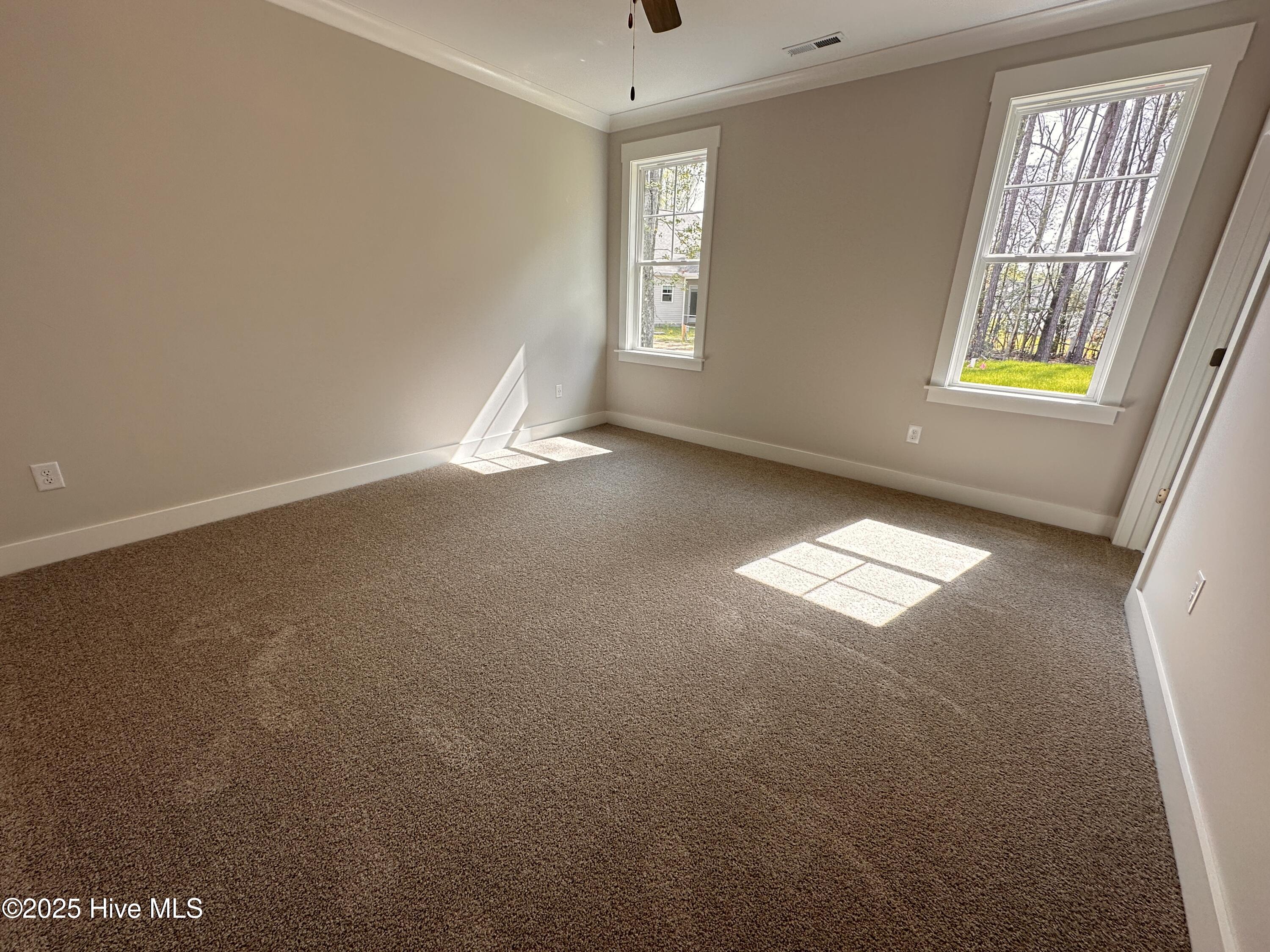 39 N Rowsham Place Property Photo 10