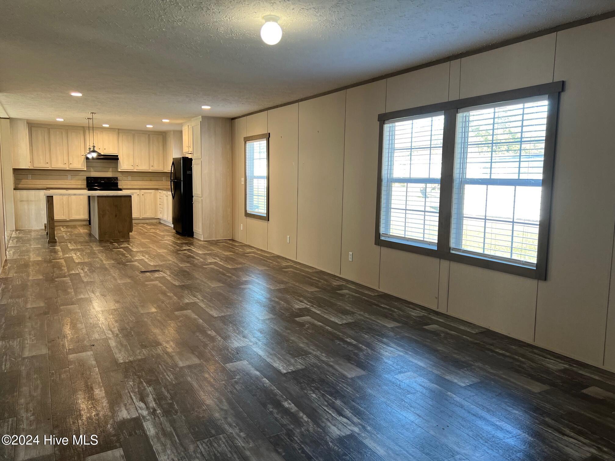 387 Hales Branch Drive Property Photo 11