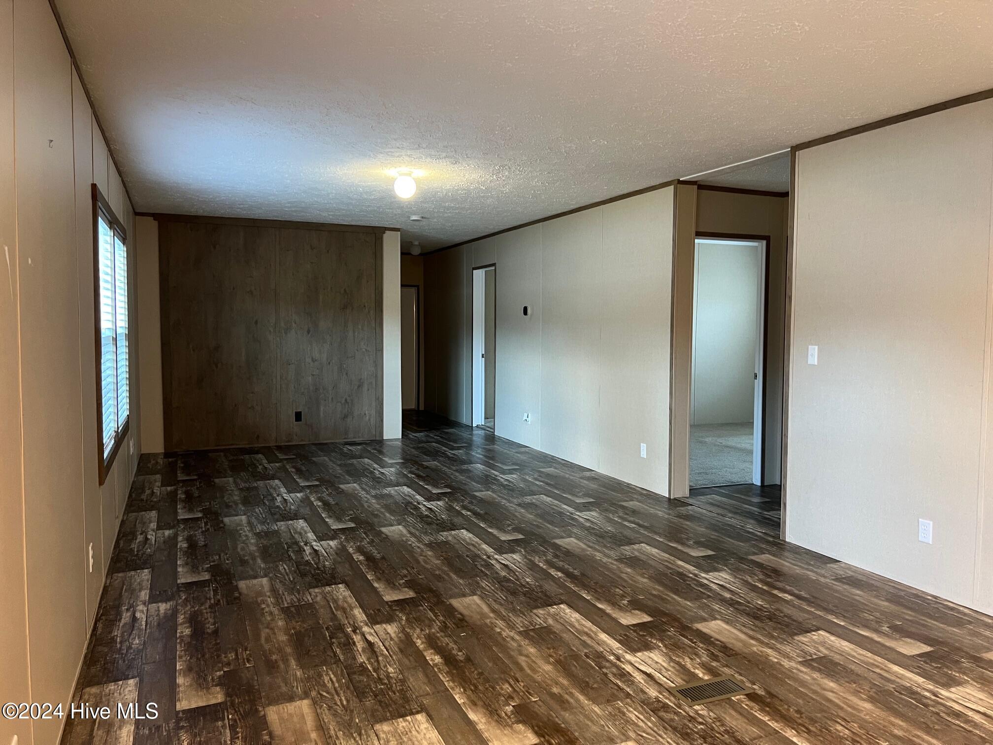 387 Hales Branch Drive Property Photo 13