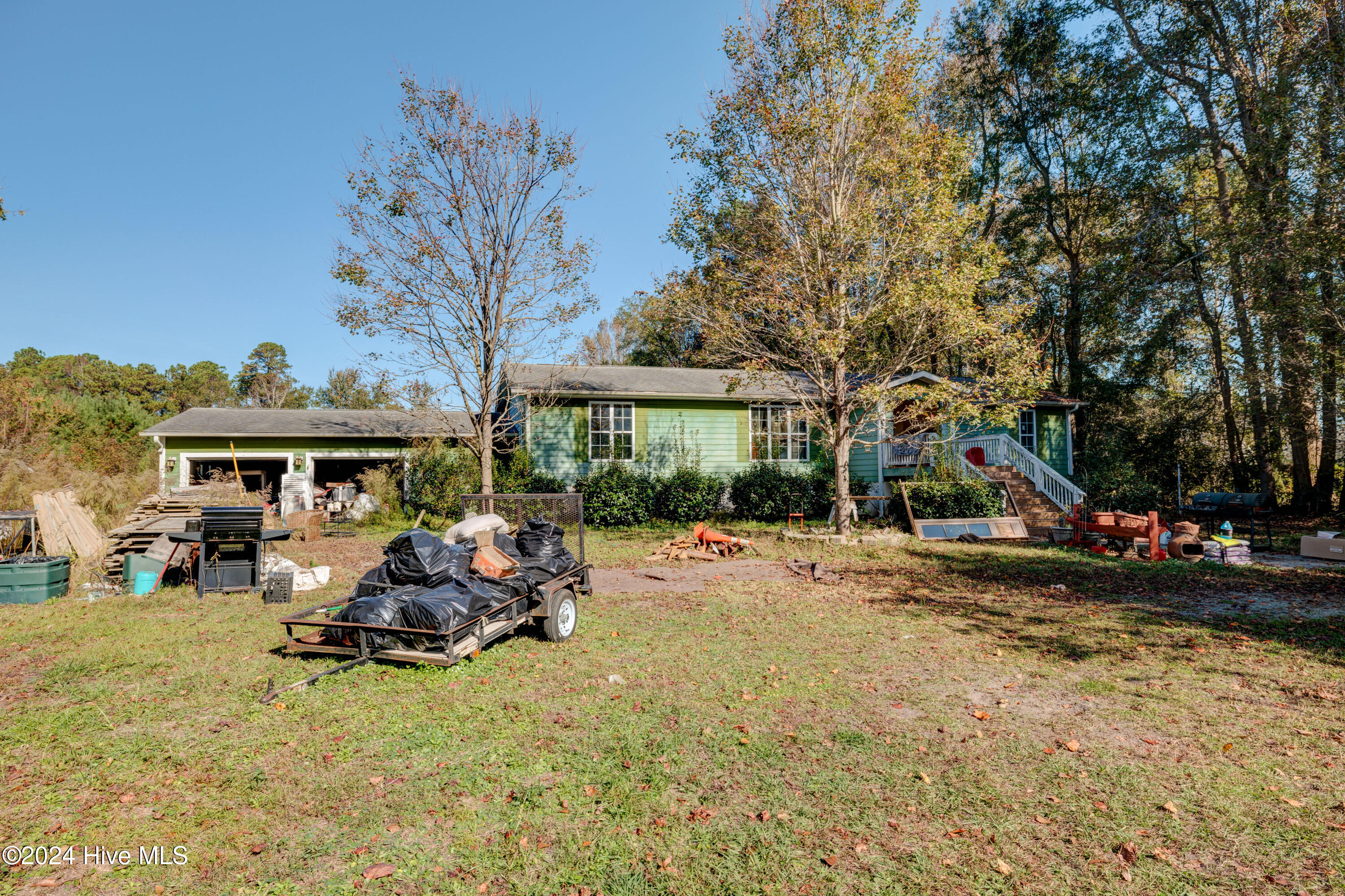 6609 Murrayville Road Property Photo 5