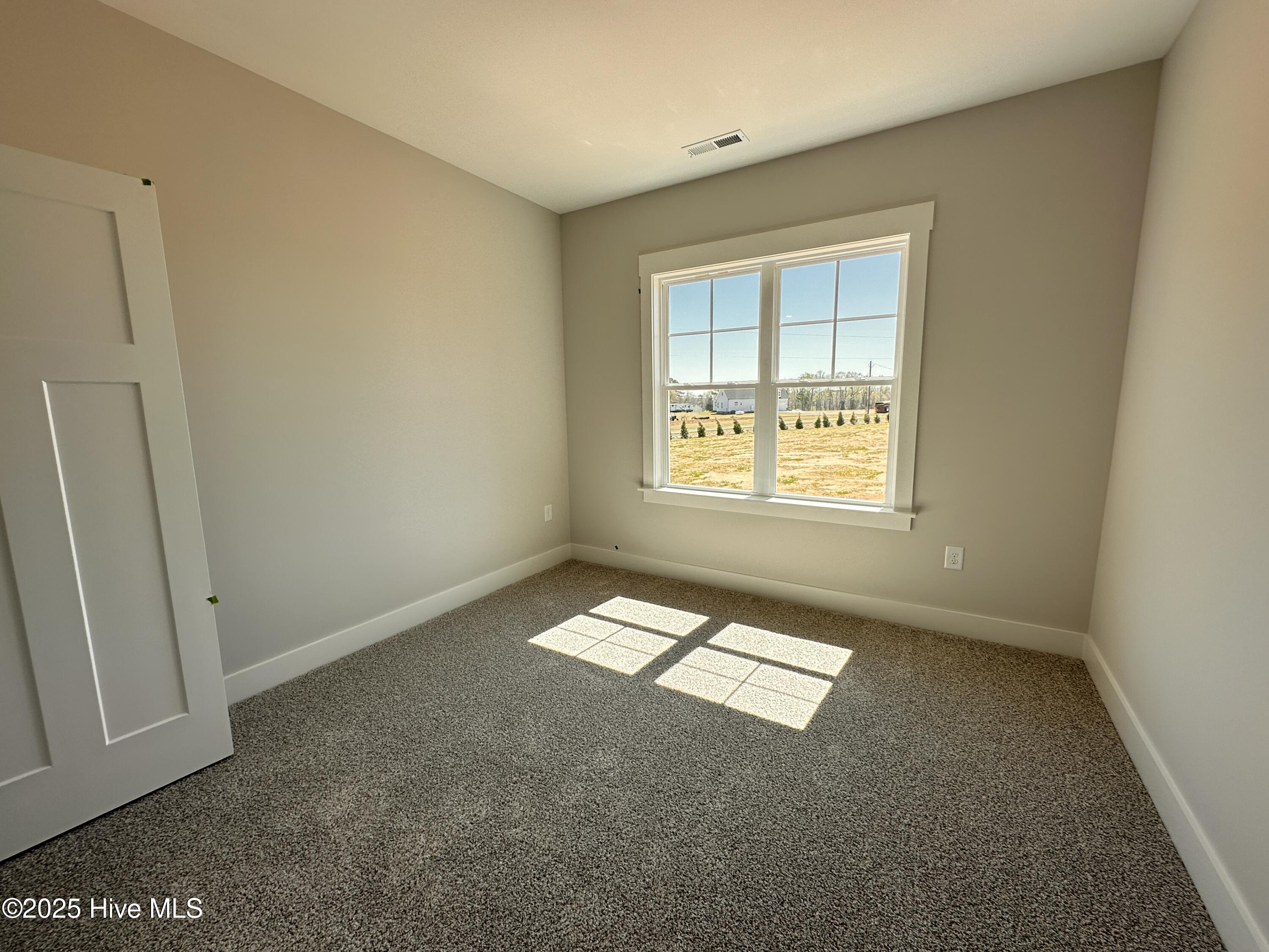 32 Tanseyleaf Drive Property Photo 10
