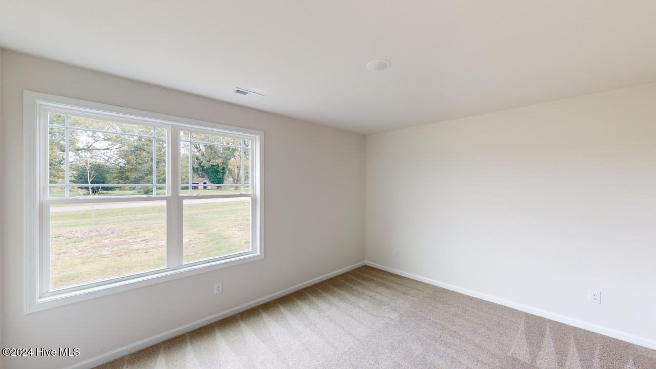 284 Swinson Drive Property Photo 11