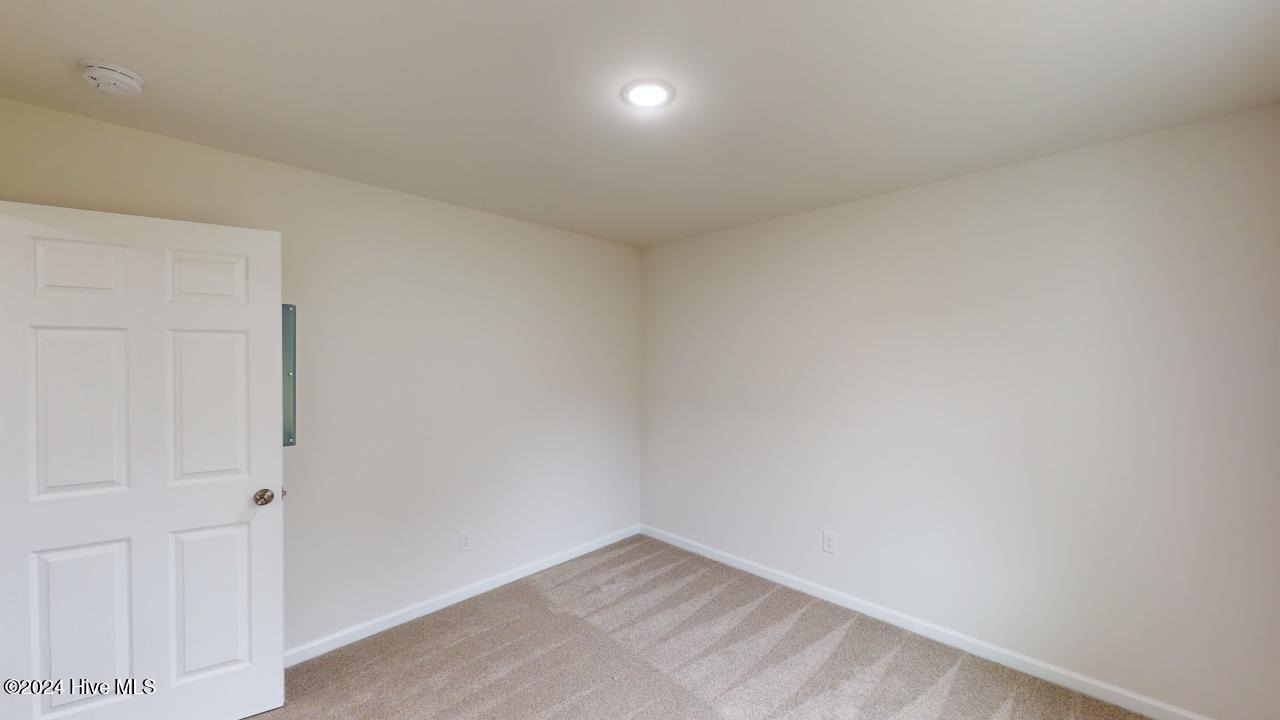 284 Swinson Drive Property Photo 14