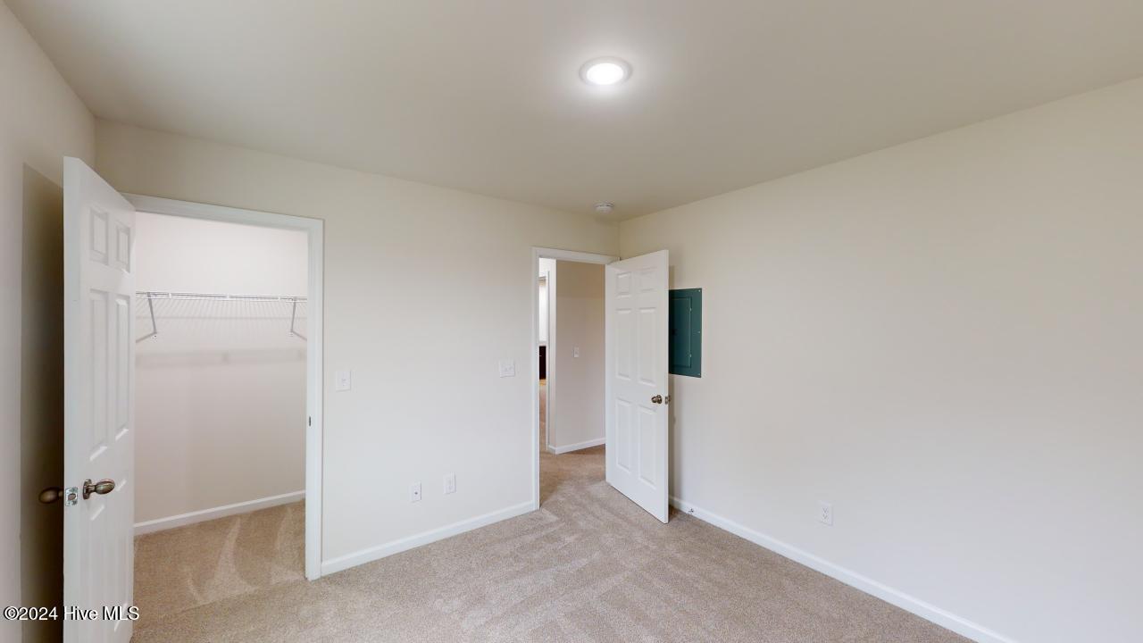 284 Swinson Drive Property Photo 15