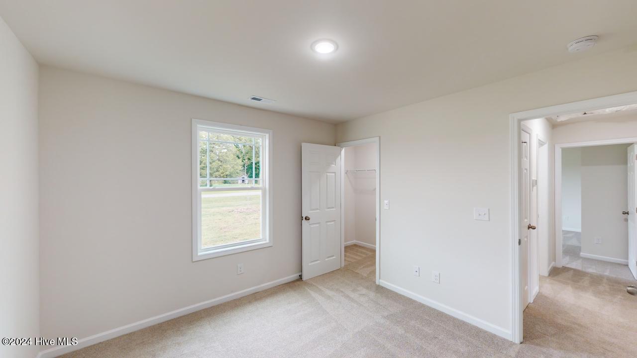 284 Swinson Drive Property Photo 16