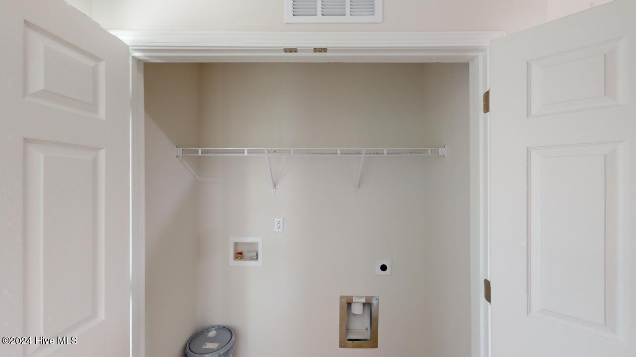 284 Swinson Drive Property Photo 32