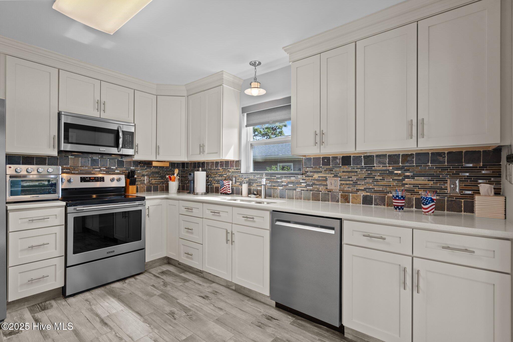 631 The Cape Boulevard Property Photo 19