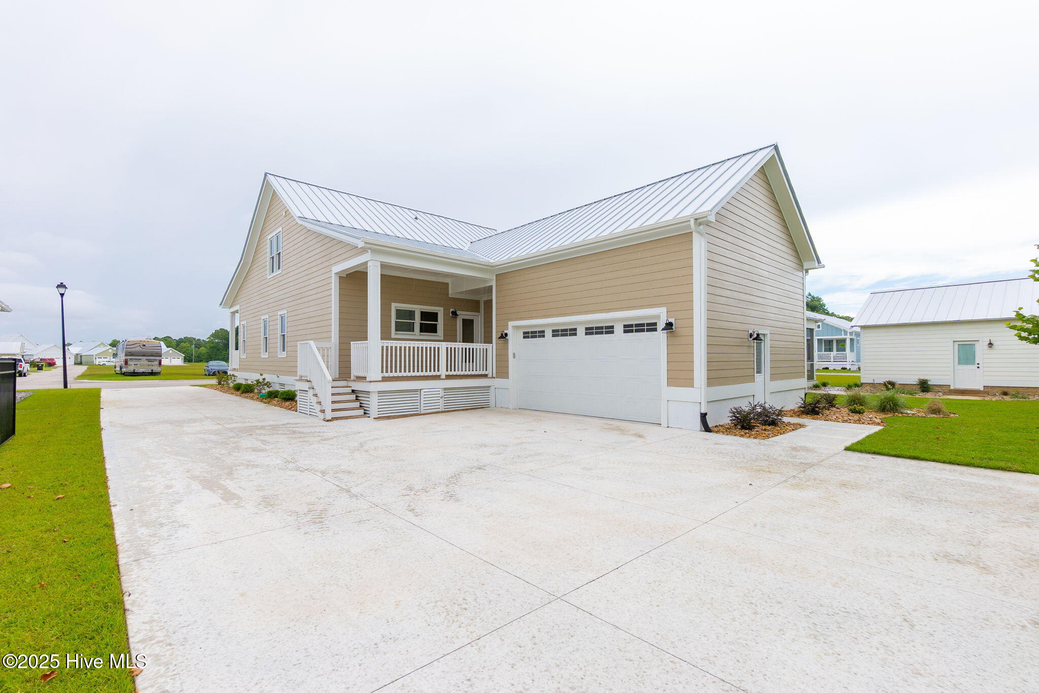 203 Villagers Way Property Photo 2
