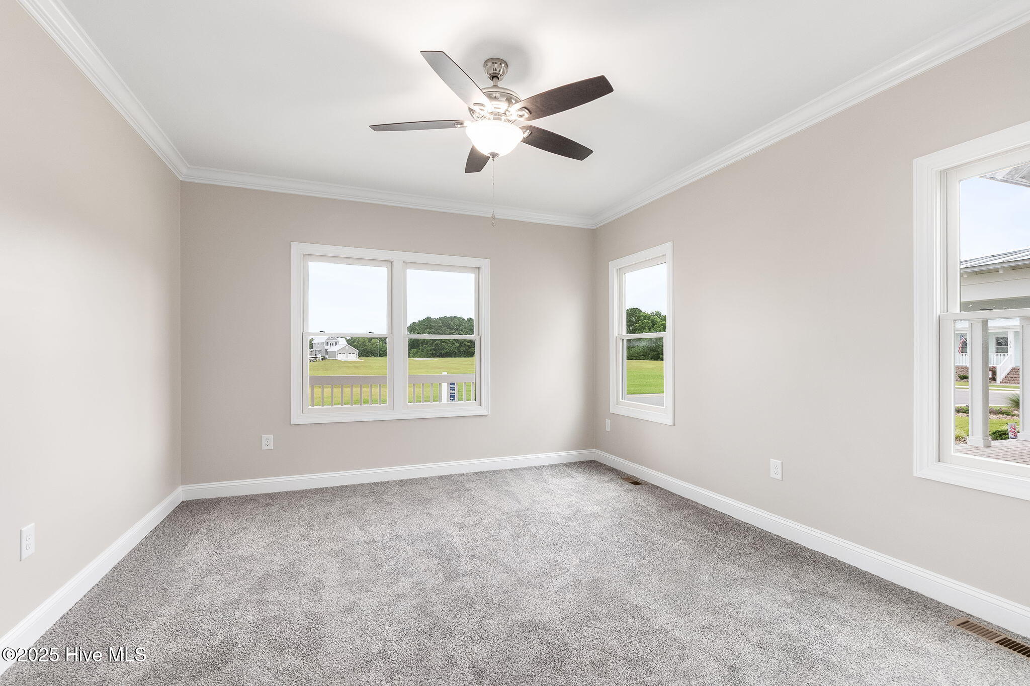 203 Villagers Way Property Photo 29