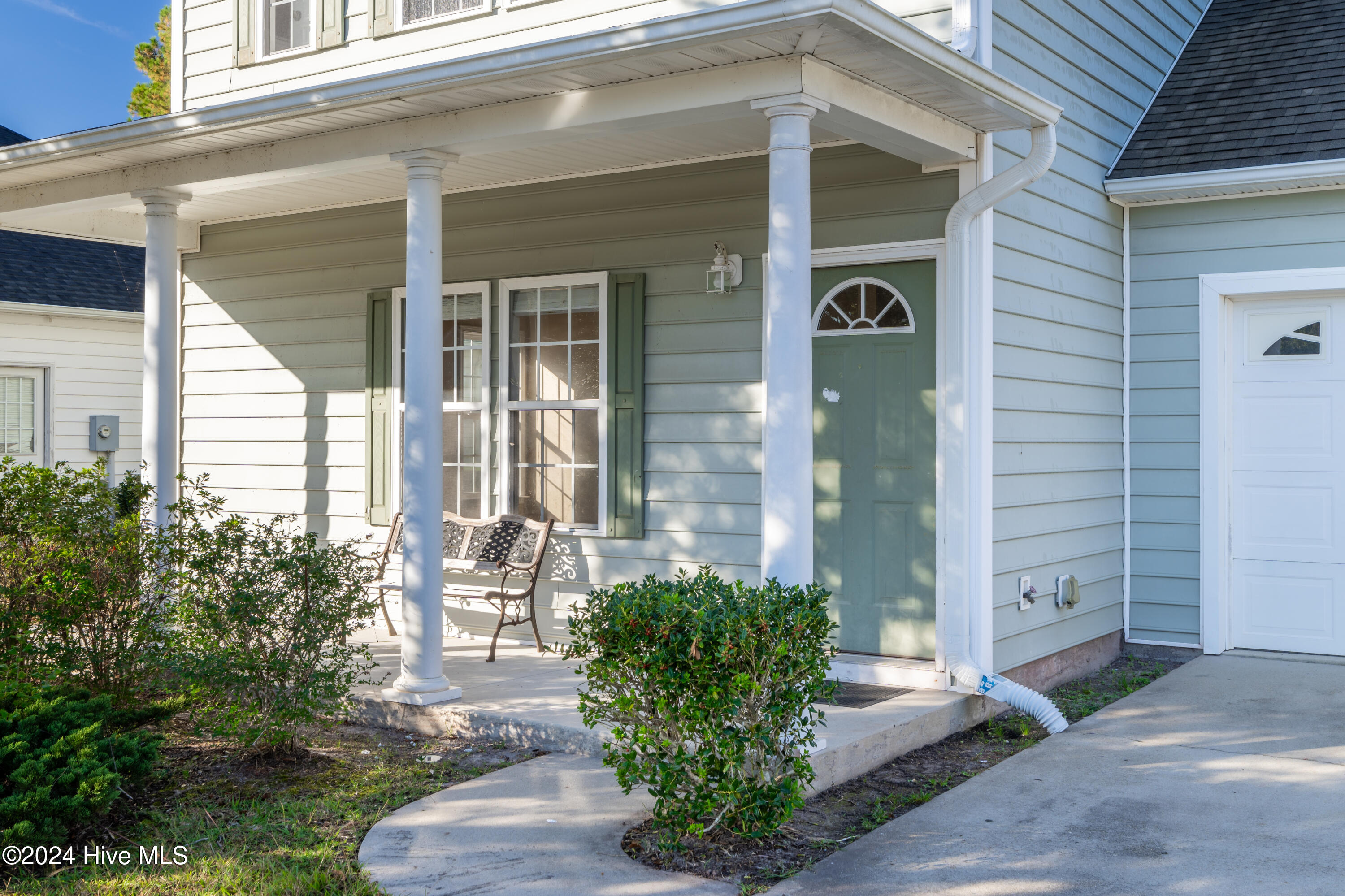 143 Tylers Cove Way Property Photo 2