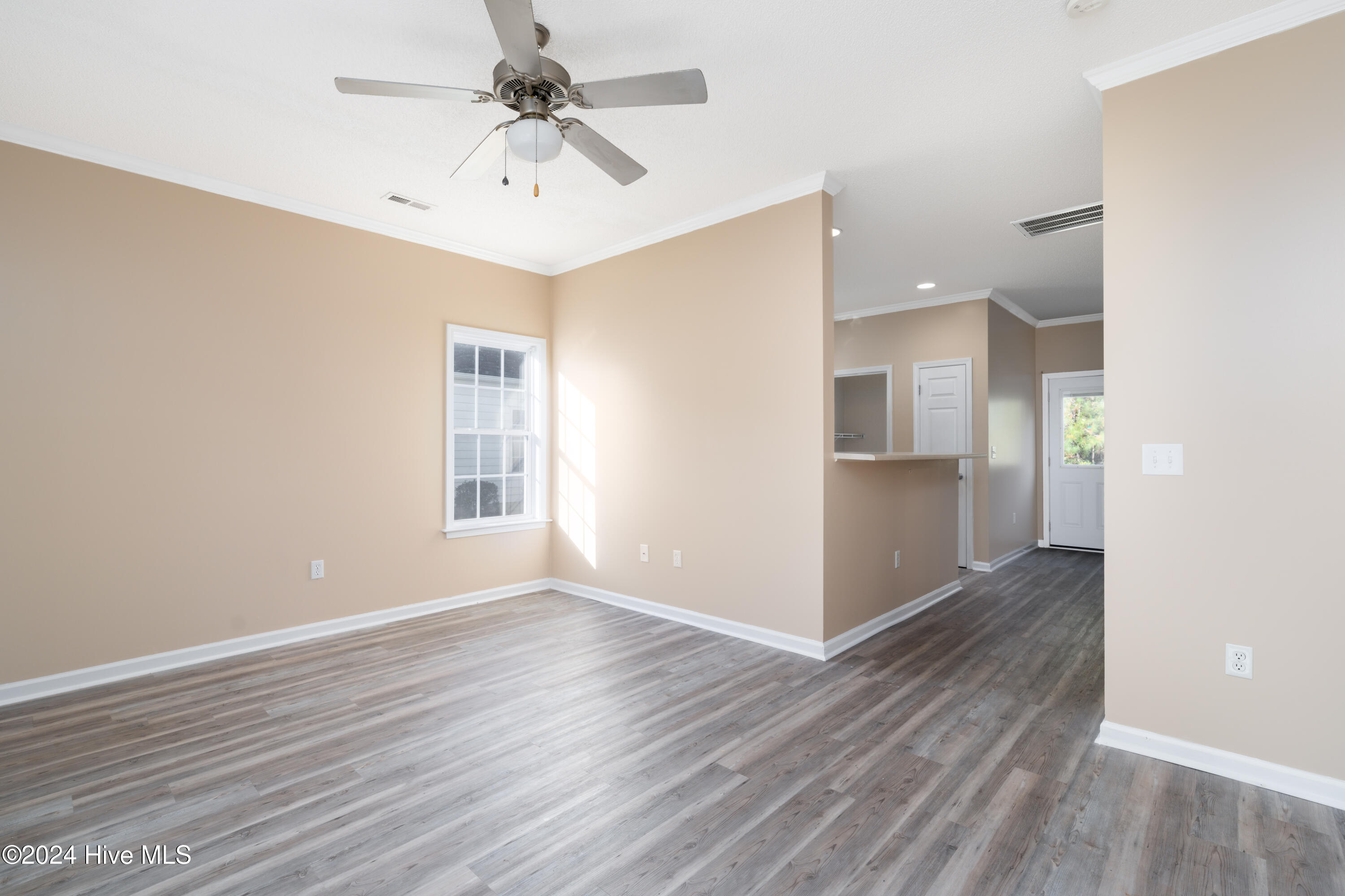 143 Tylers Cove Way Property Photo 4