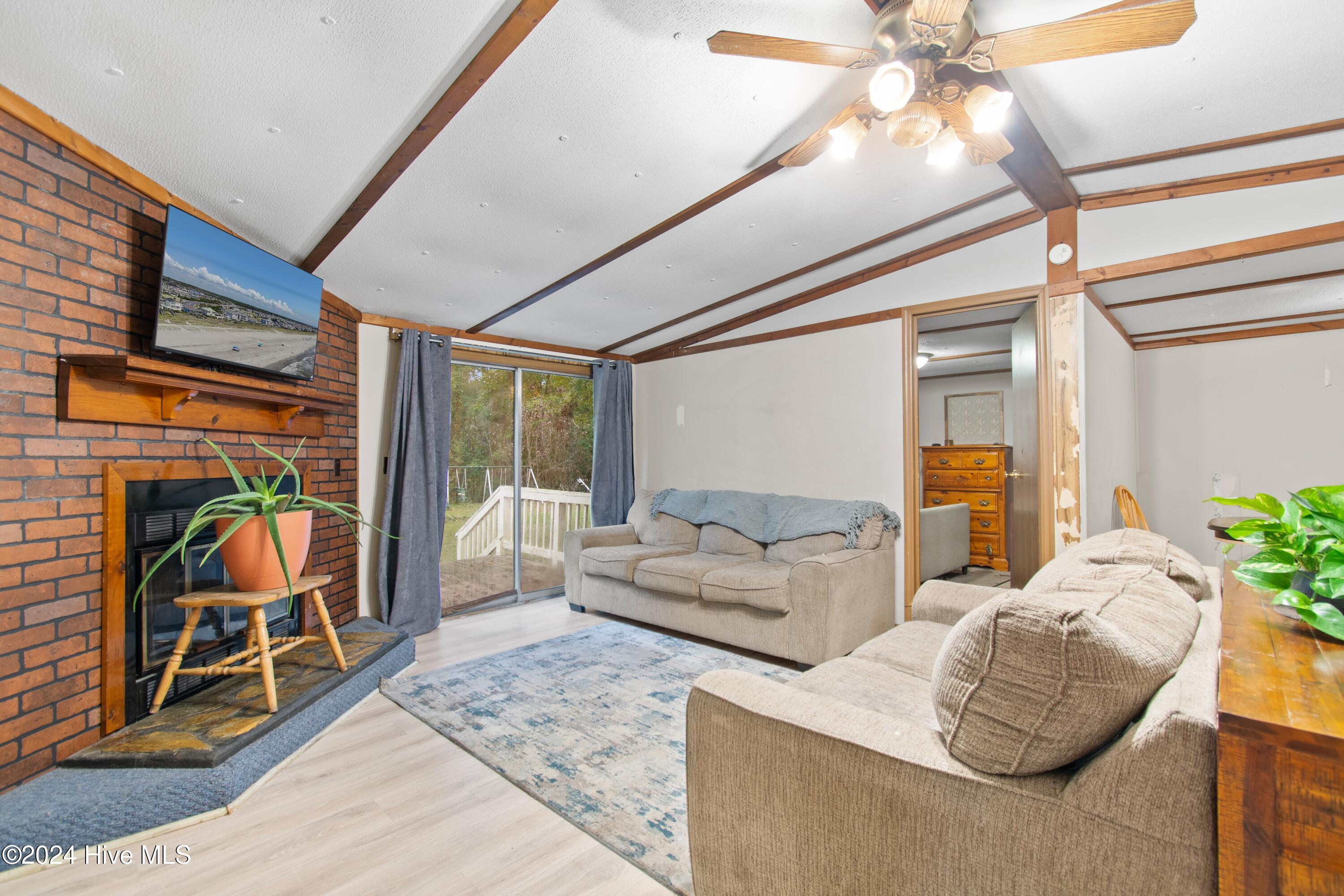 411 Baker Drive Property Photo 12