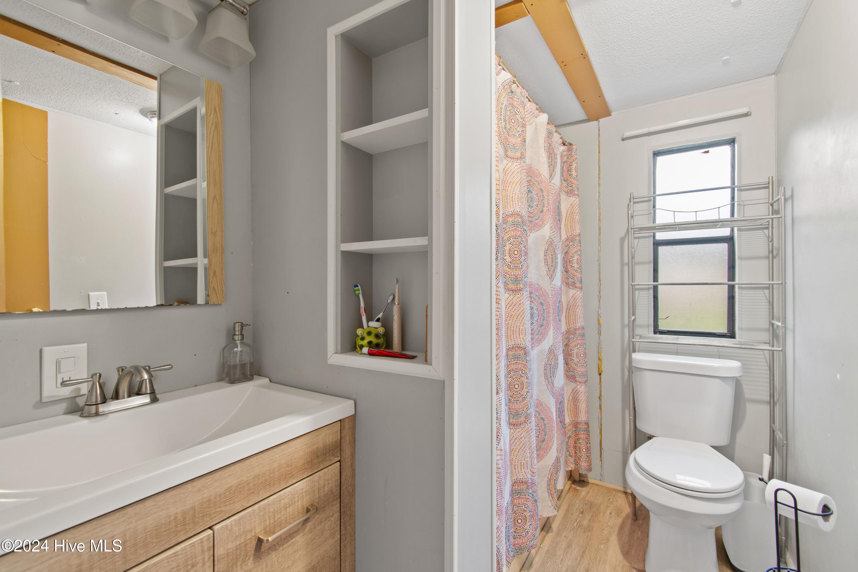 411 Baker Drive Property Photo 15