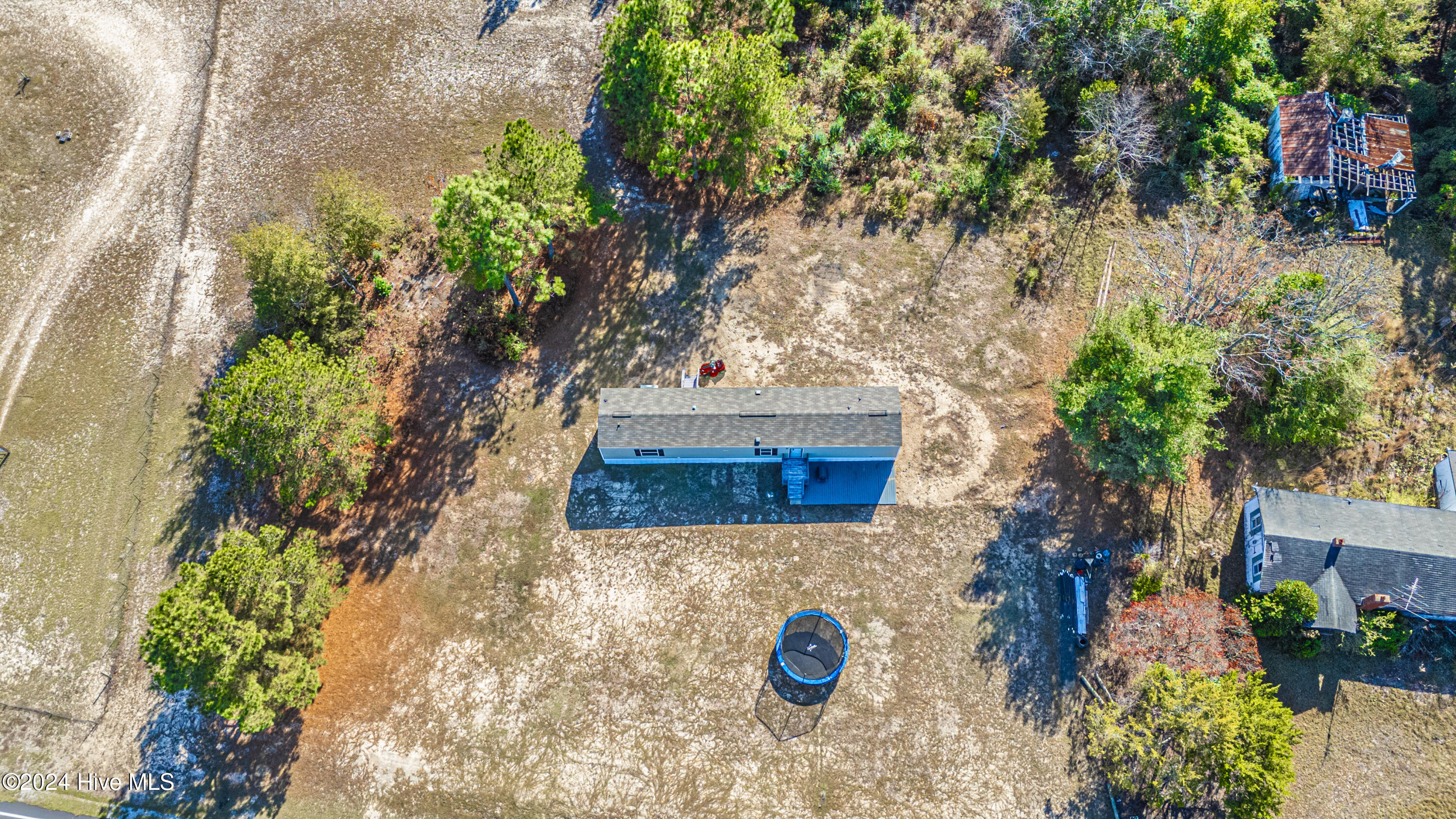 1906 Mcdonald Church Road Property Photo 5