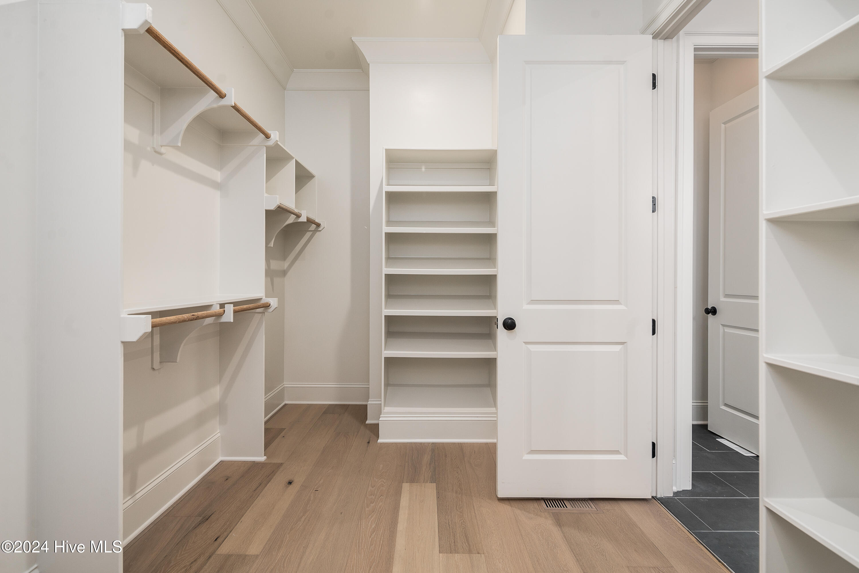 124 Pine Tree Point Property Photo 22