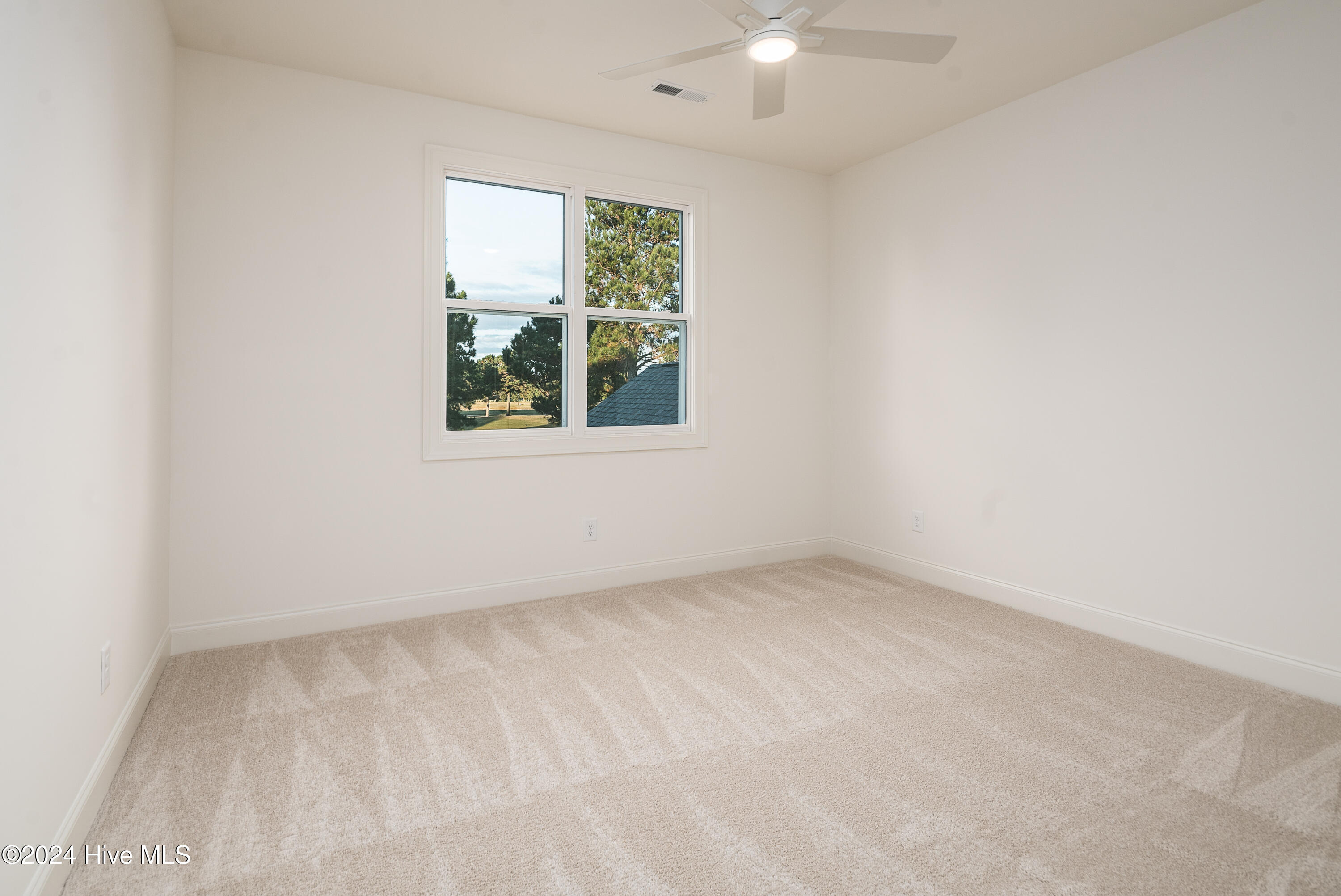 124 Pine Tree Point Property Photo 26