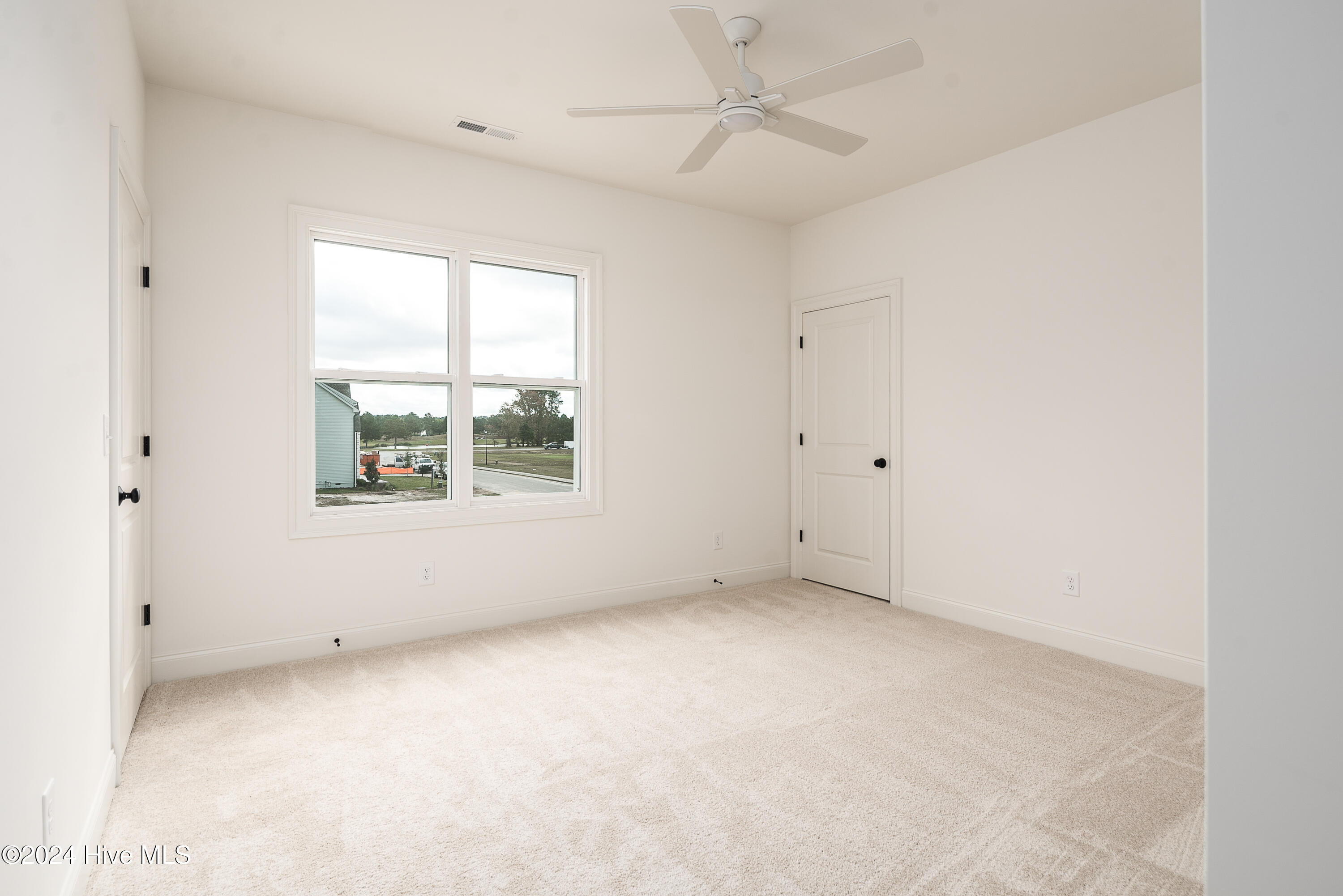 124 Pine Tree Point Property Photo 31