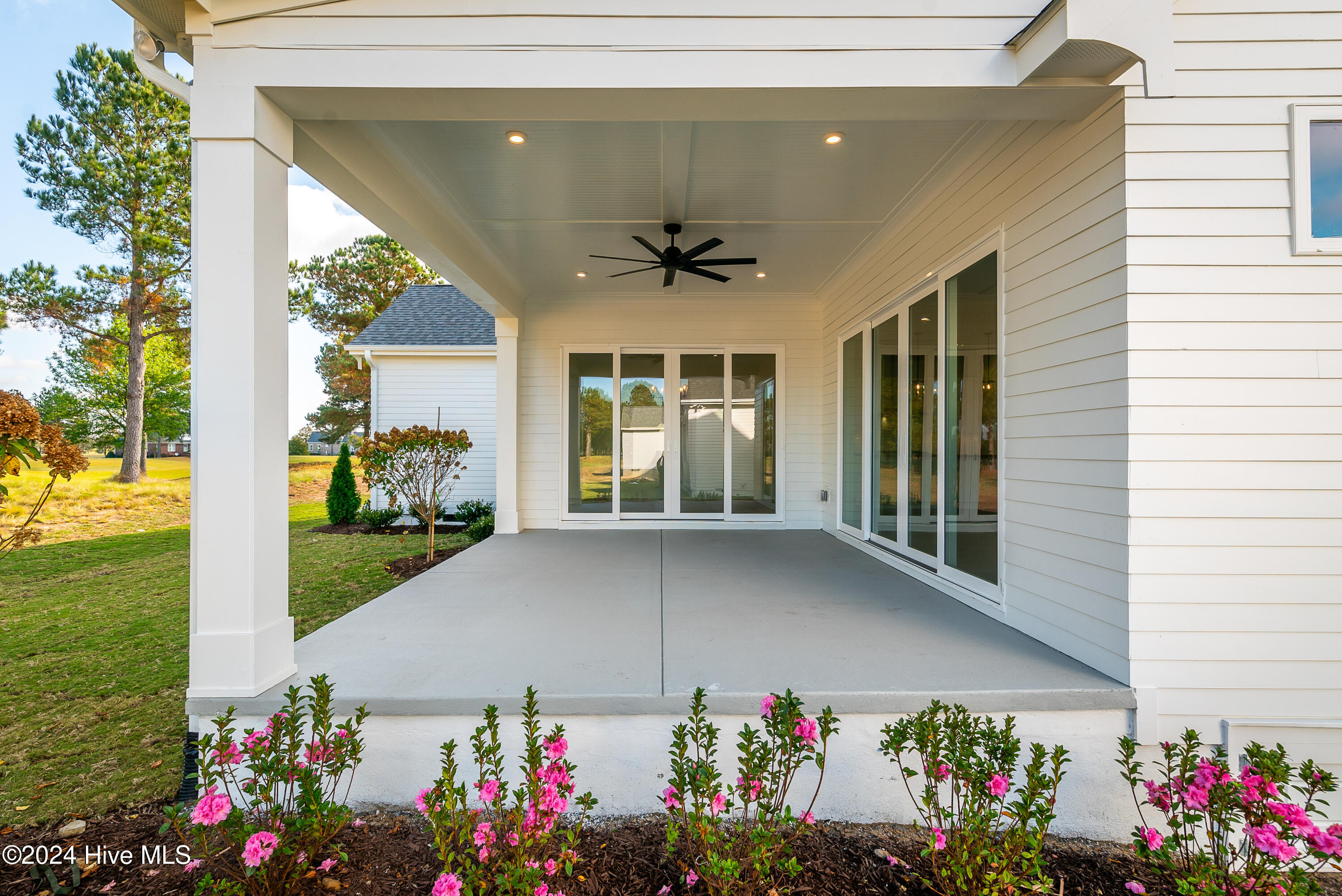 124 Pine Tree Point Property Photo 37