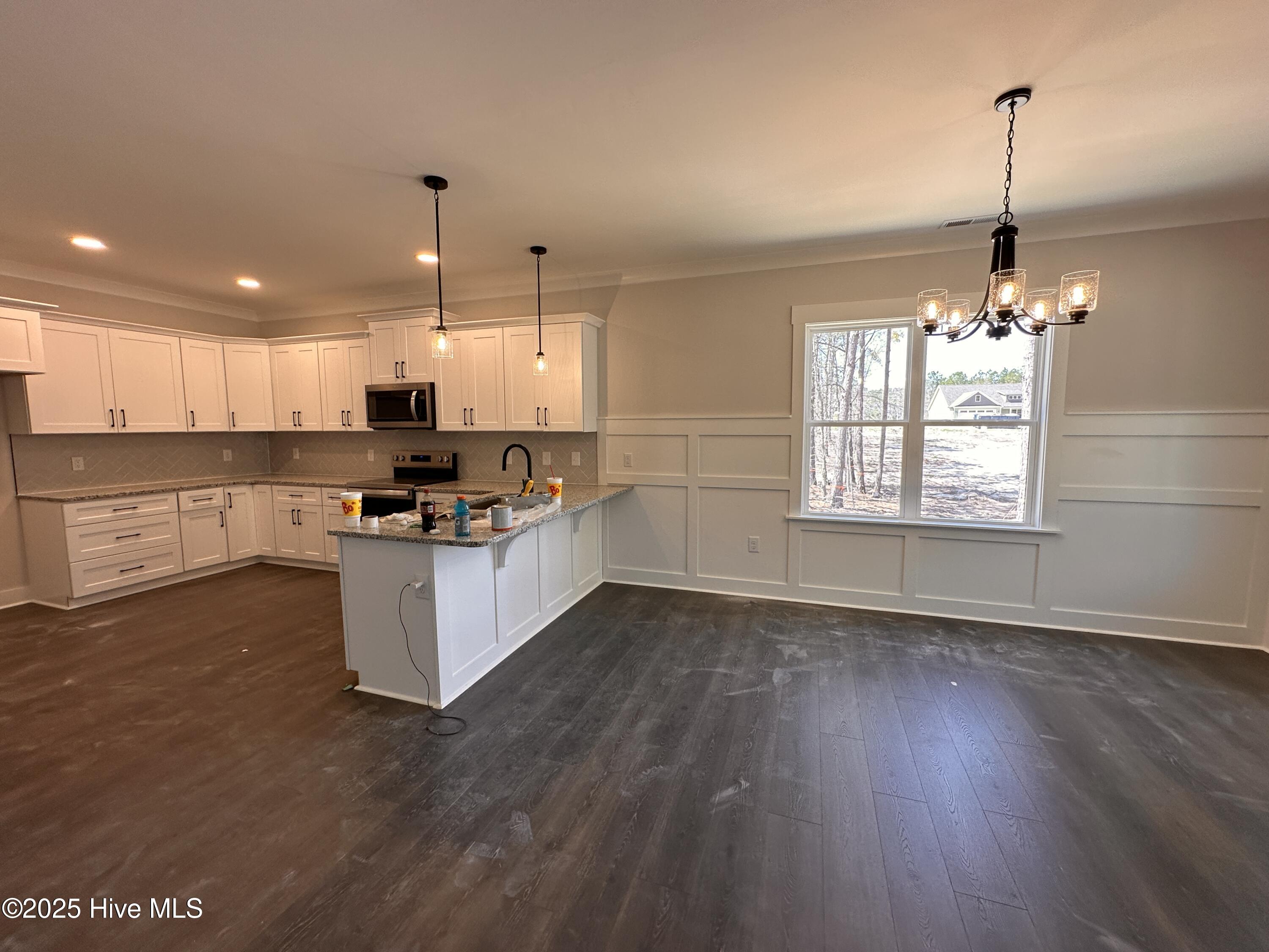 103 Roma Gora Court Property Photo 4