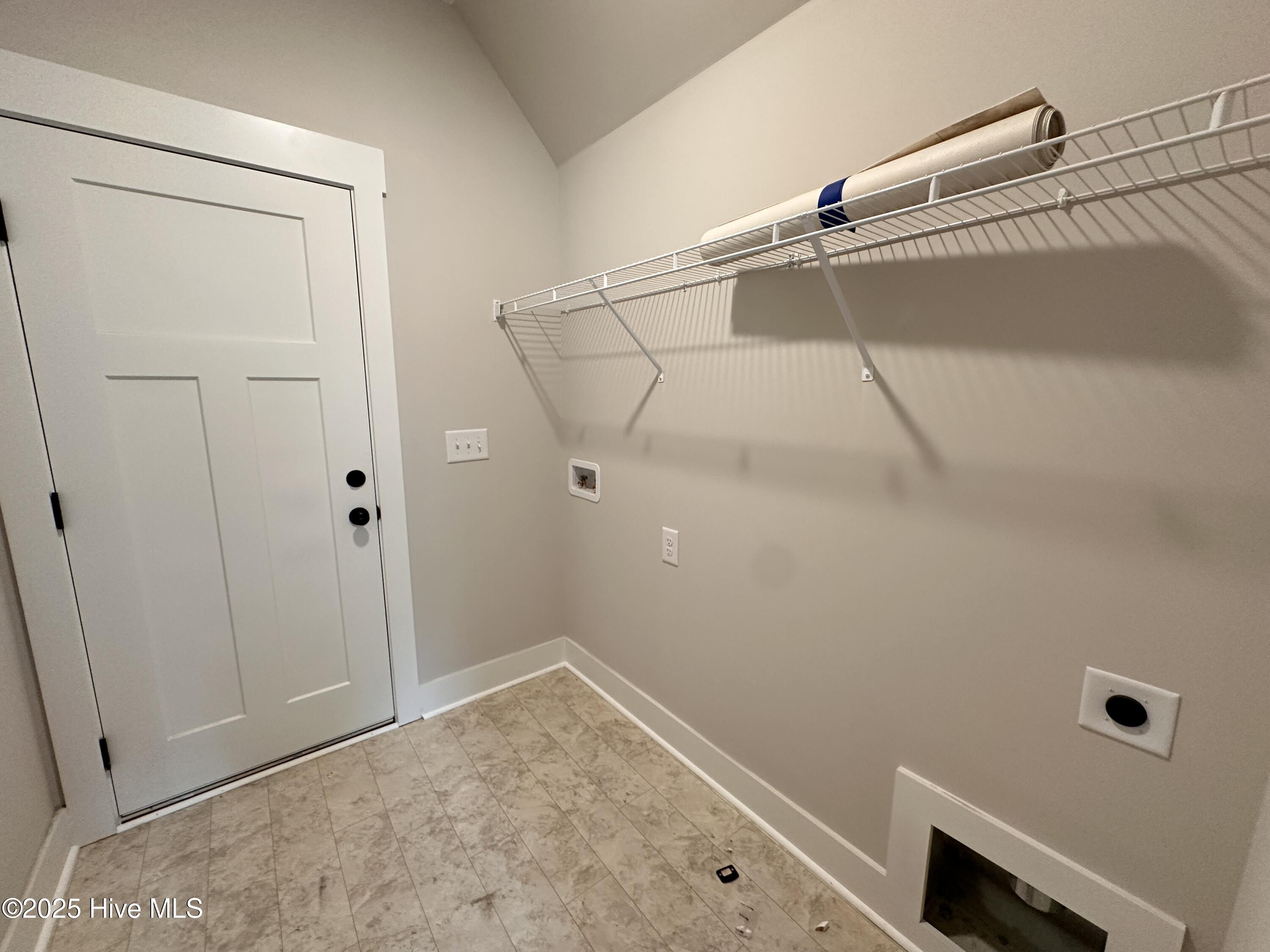 104 Roma Gora Court Property Photo 13