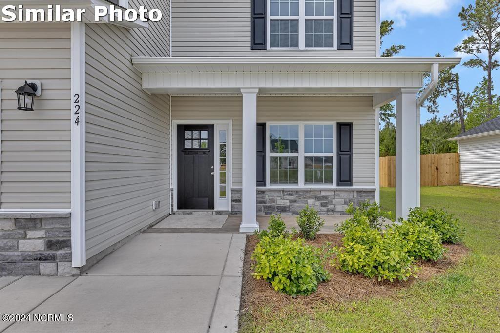 702 Ellabond Street Property Photo 16