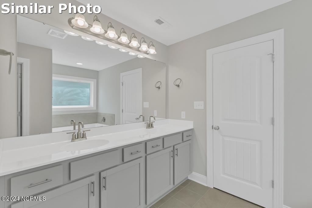 702 Ellabond Street Property Photo 34