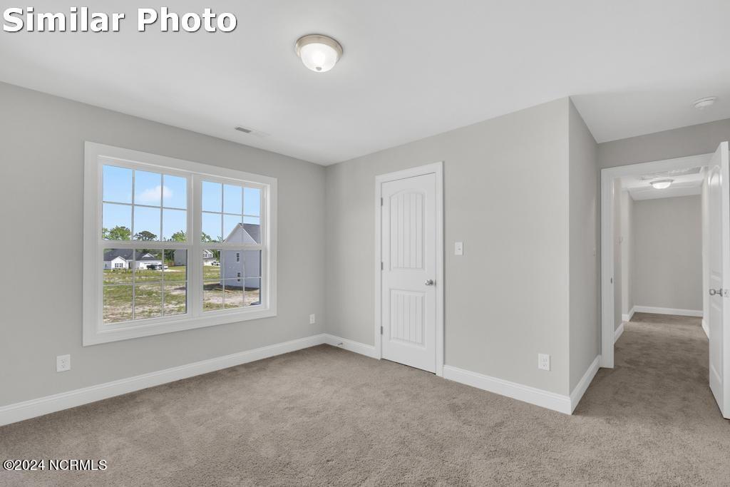 702 Ellabond Street Property Photo 37