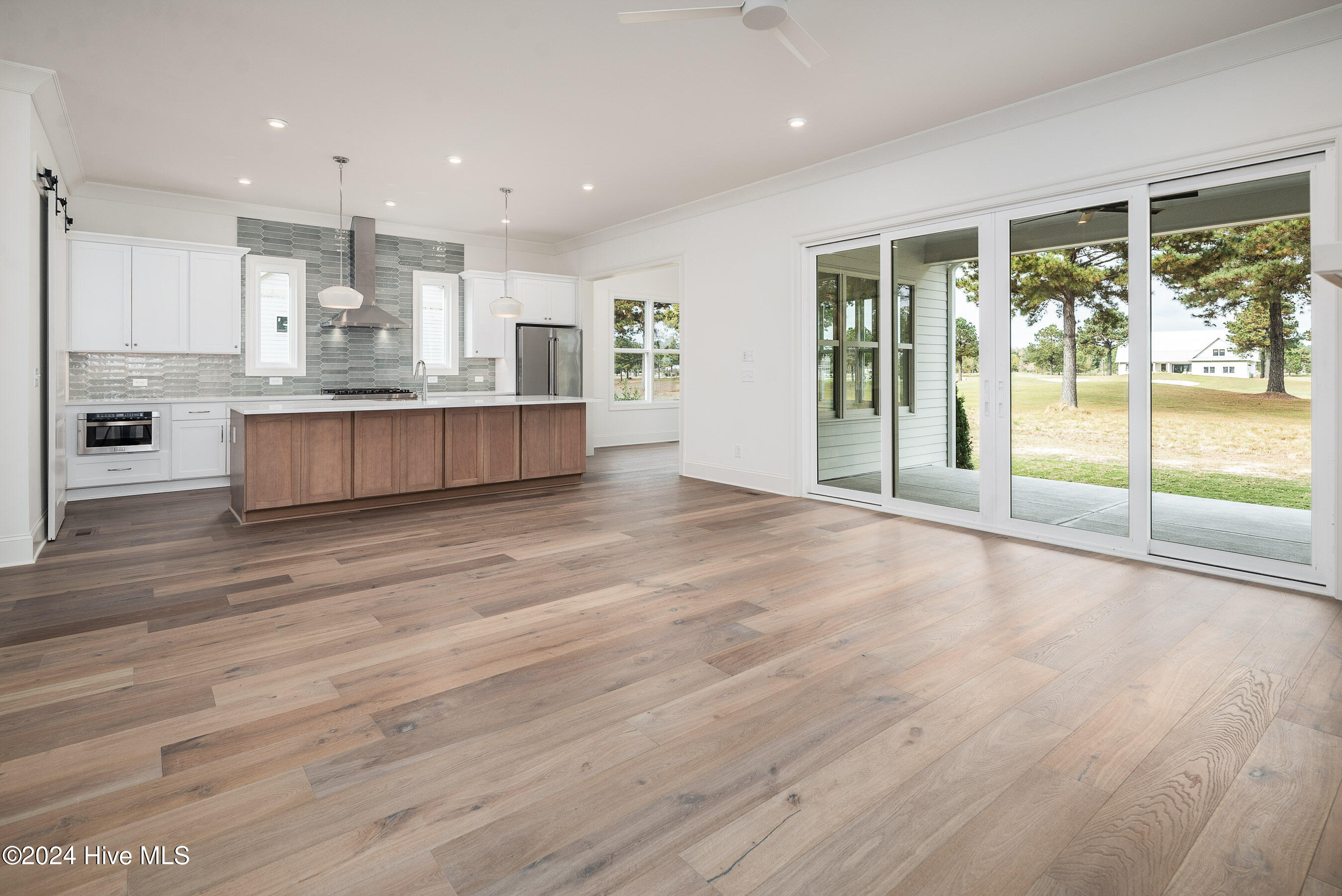 138 Pine Tree Point Property Photo 8