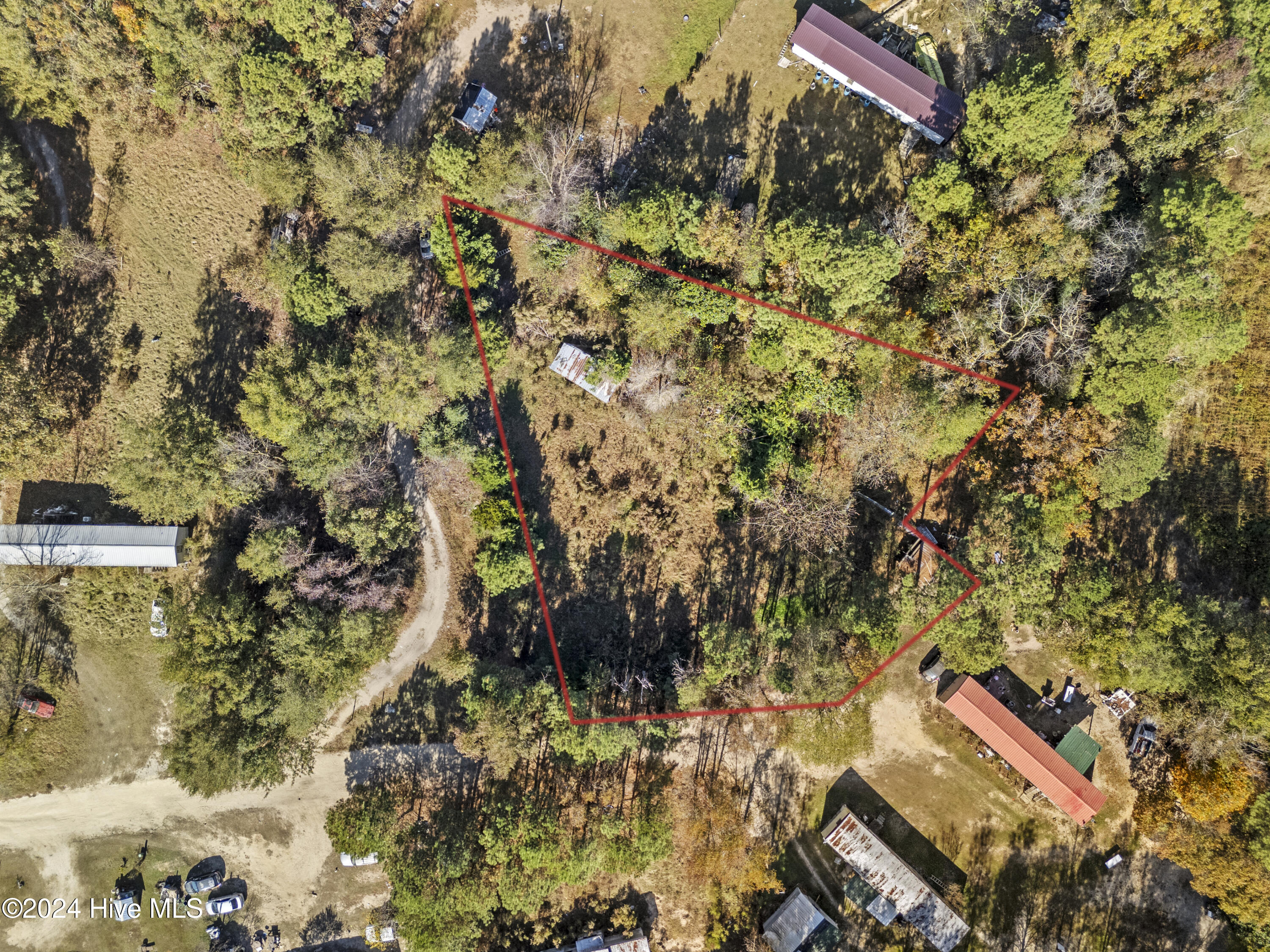 189 Amra Drive Property Photo 2