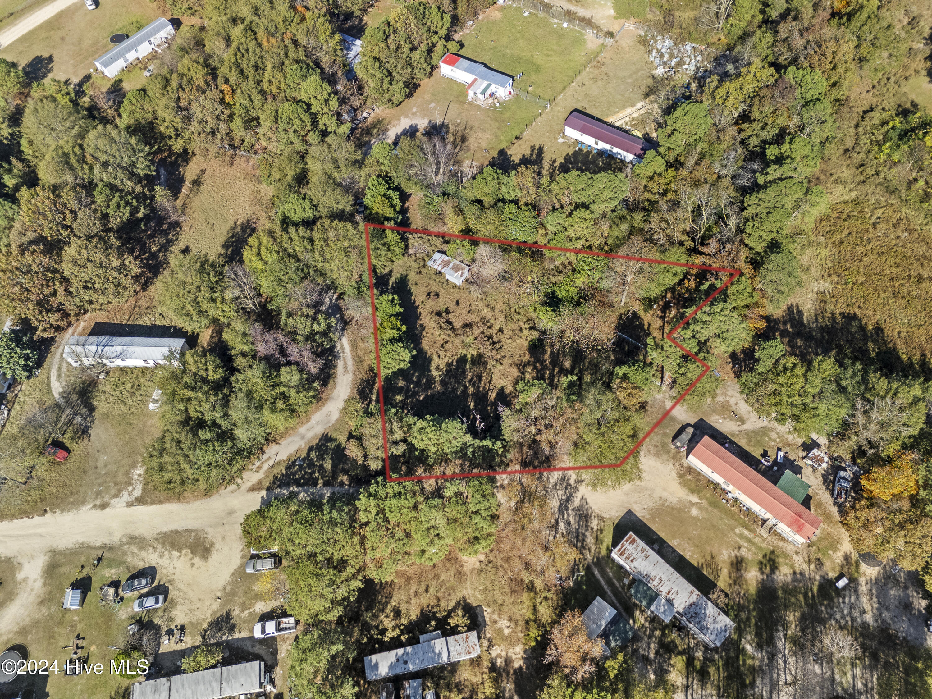 189 Amra Drive Property Photo 4