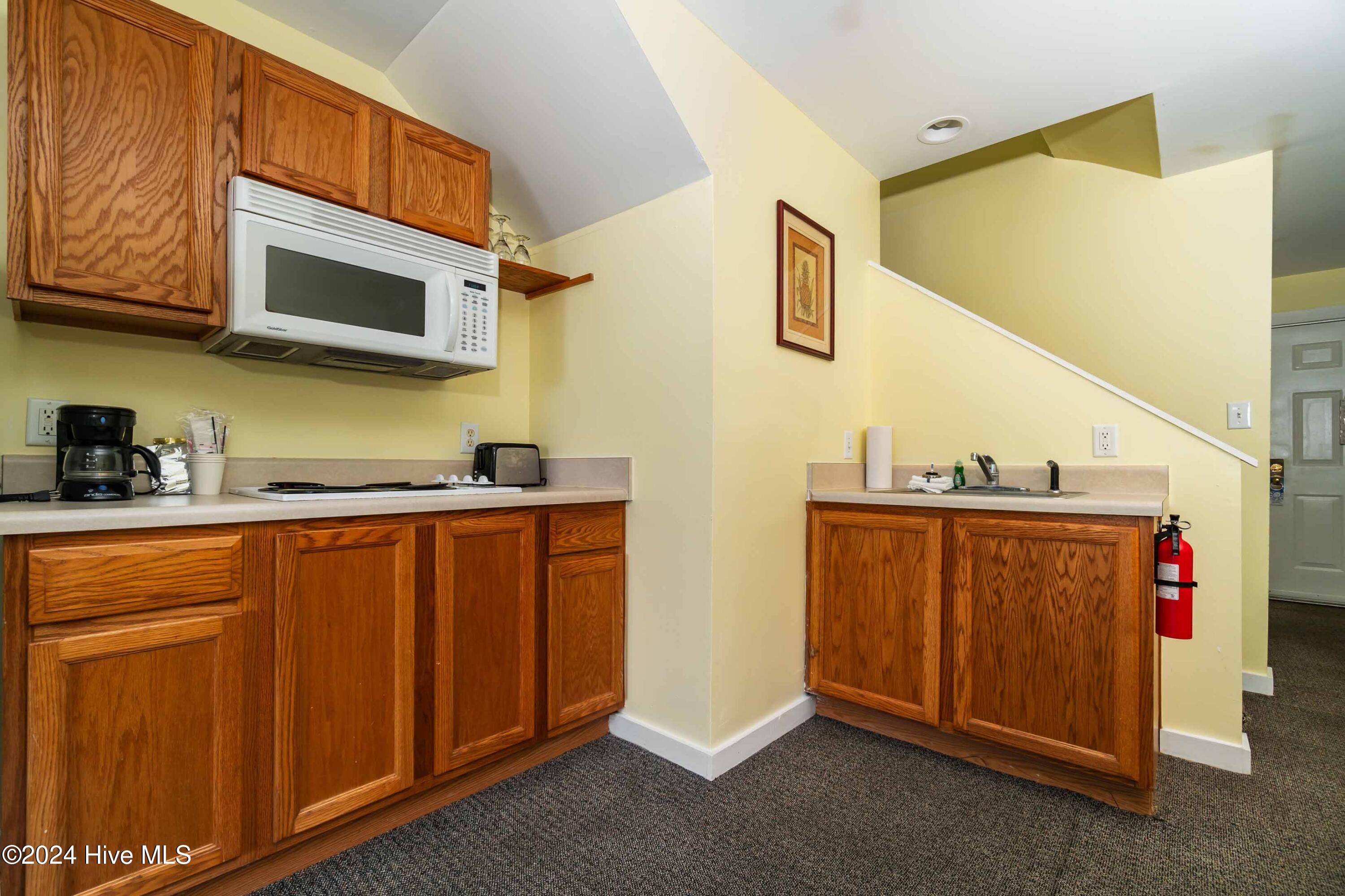 201 Wall Street 25 Property Photo 6