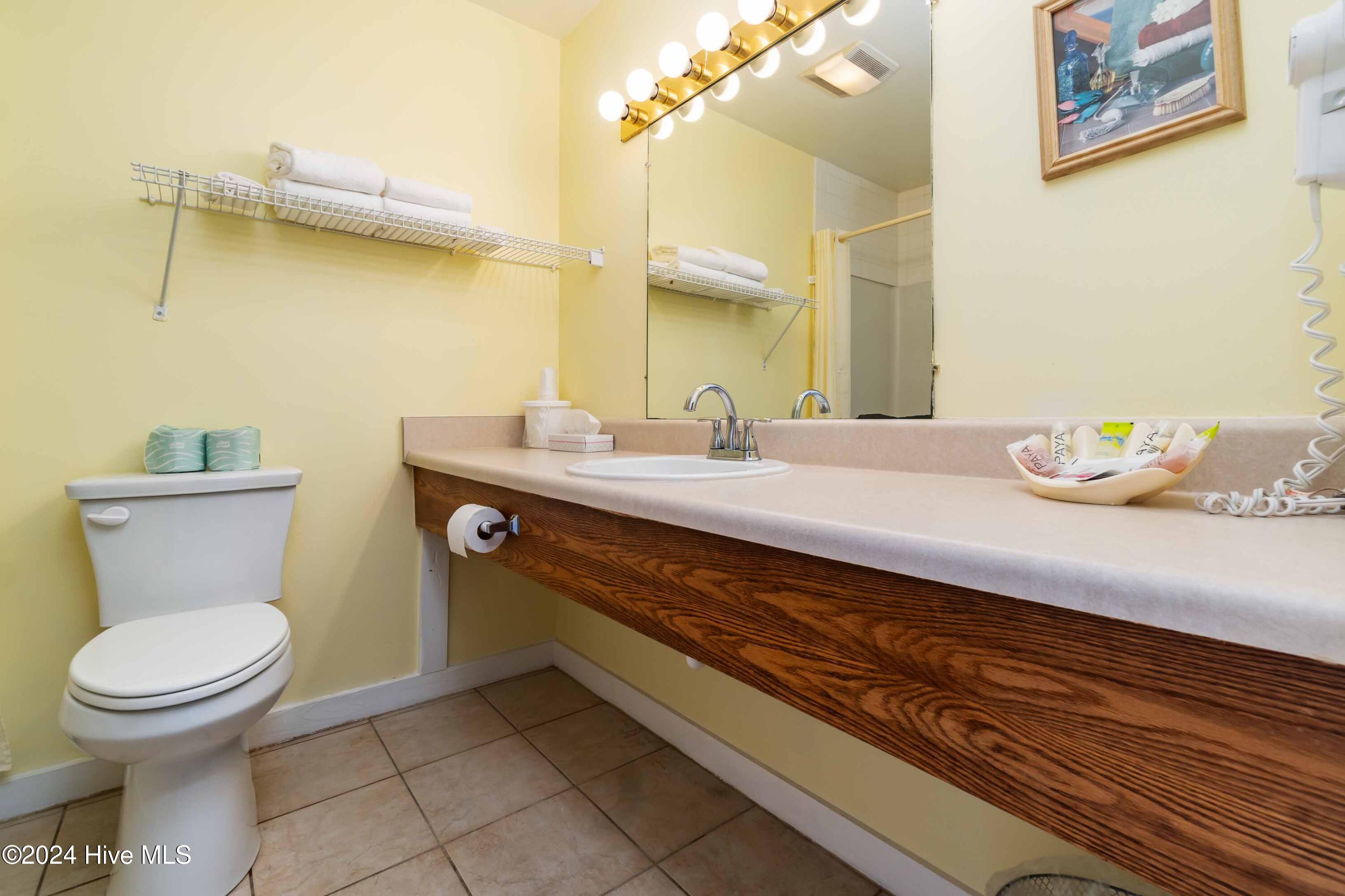 201 Wall Street 25 Property Photo 9