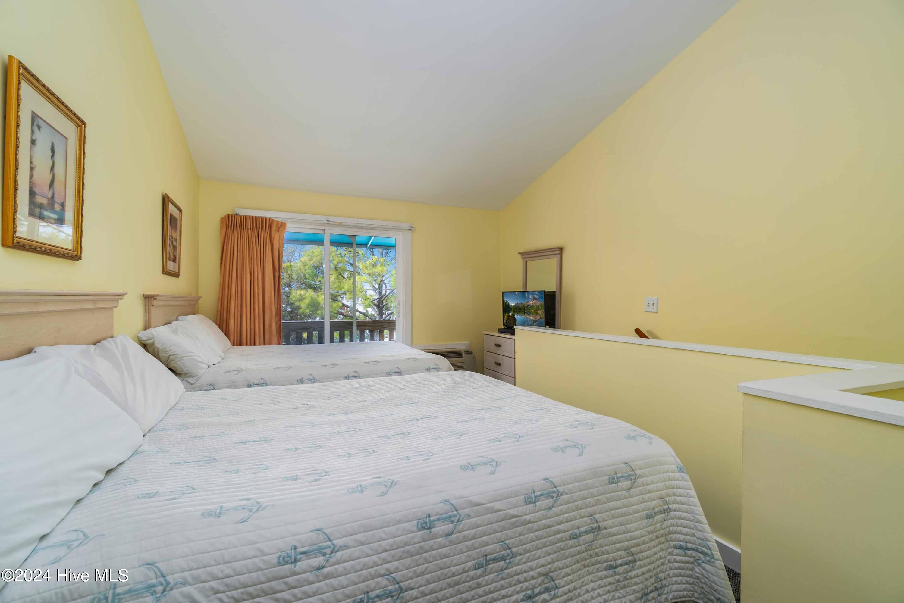 201 Wall Street 25 Property Photo 11